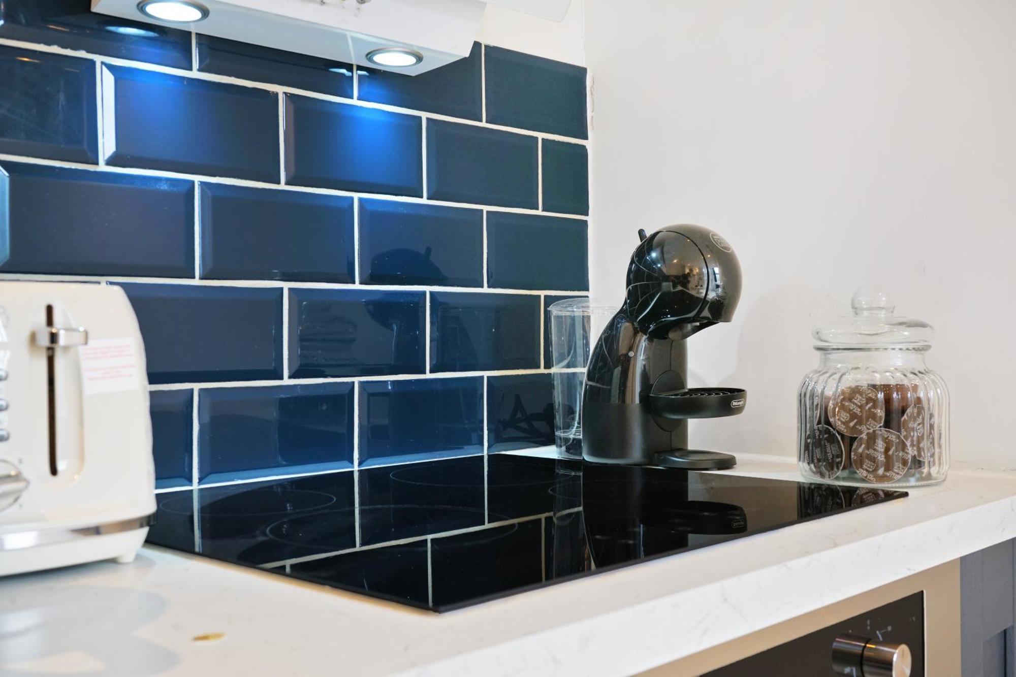 Cozy Split-level Studio Apartment London
