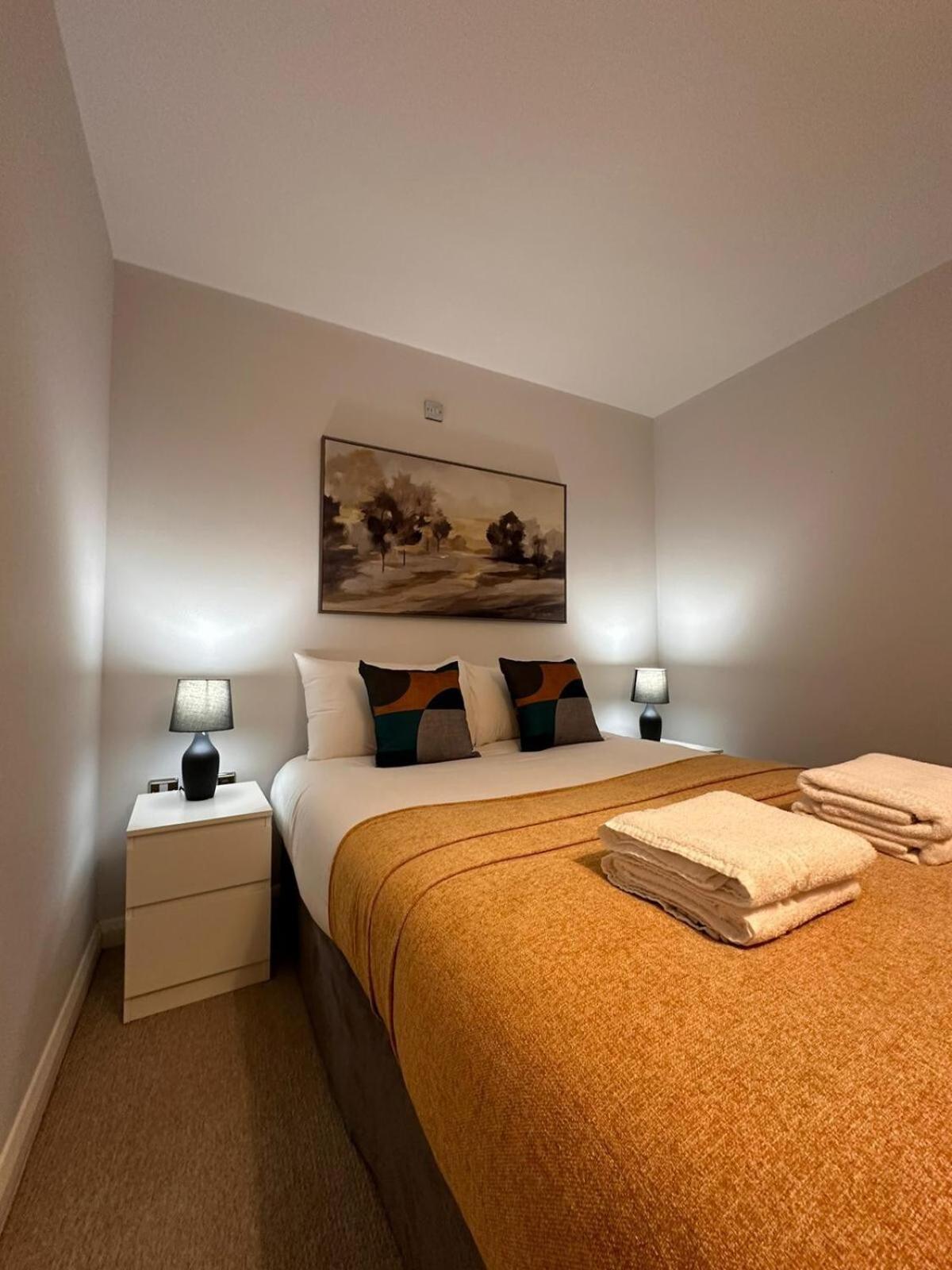 Modern 2 Bedroom Flat In Golders Green Apartment London