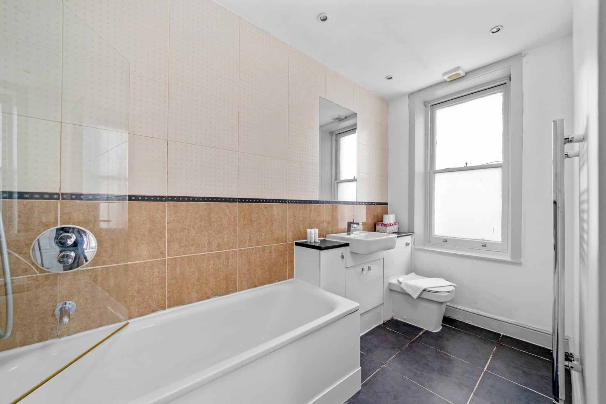 Brilliant 6 Bed Flat In Lejlighed