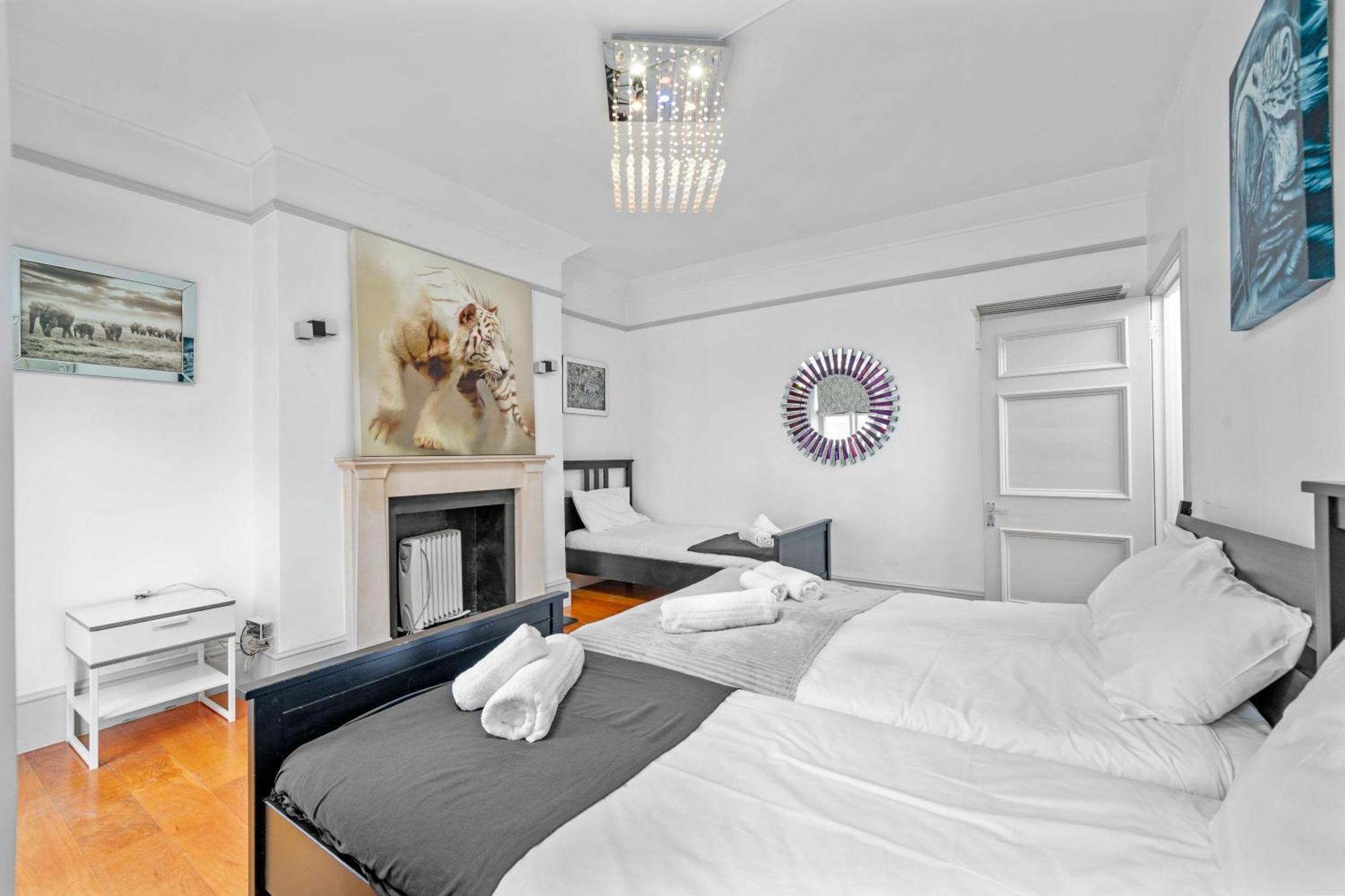 Brilliant 6 Bed Flat In Lejlighed London