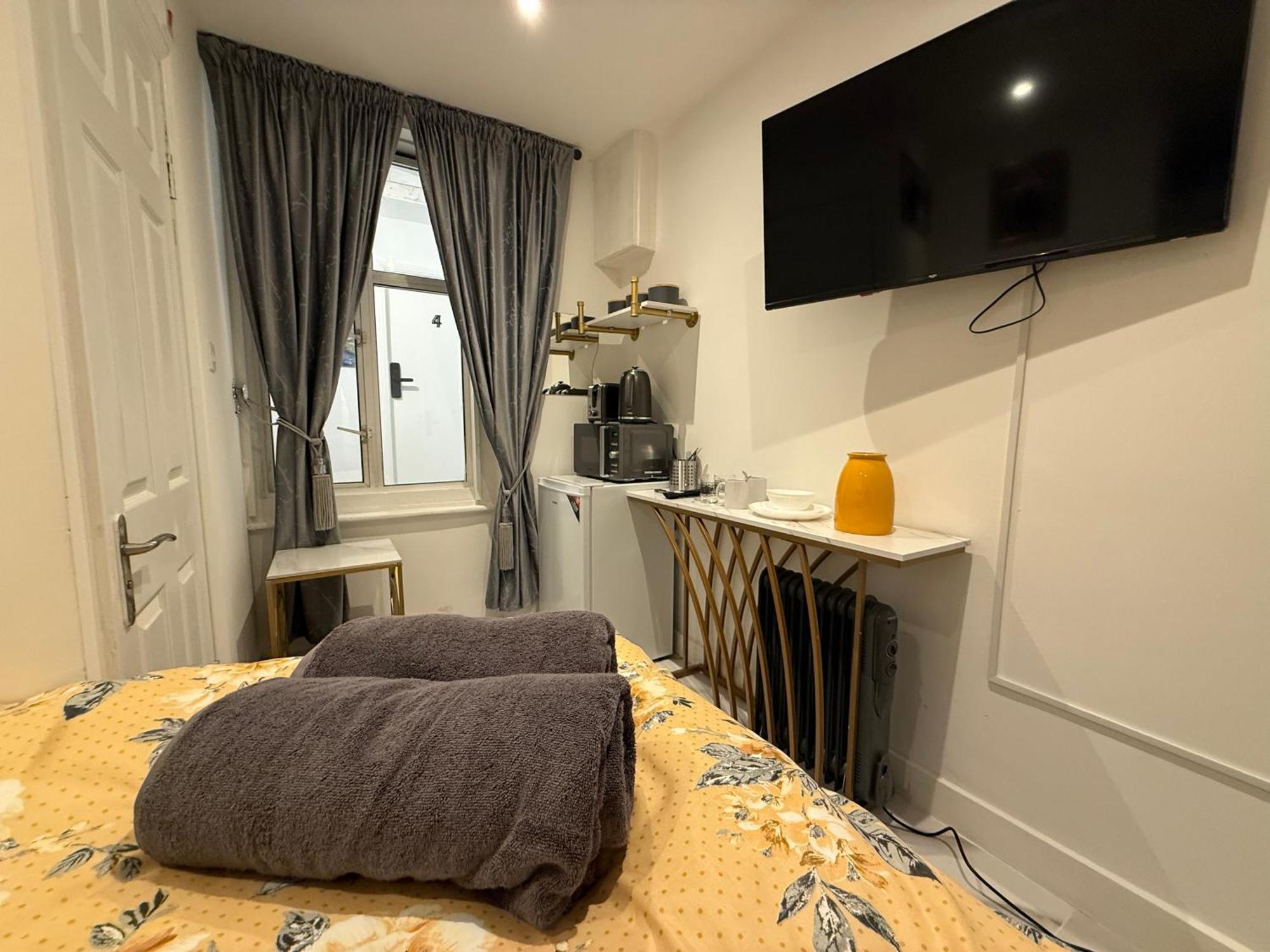 Privatunterkunft Luxury In Victoria, 7 Minutes Walk To Victoria Station, 2 London