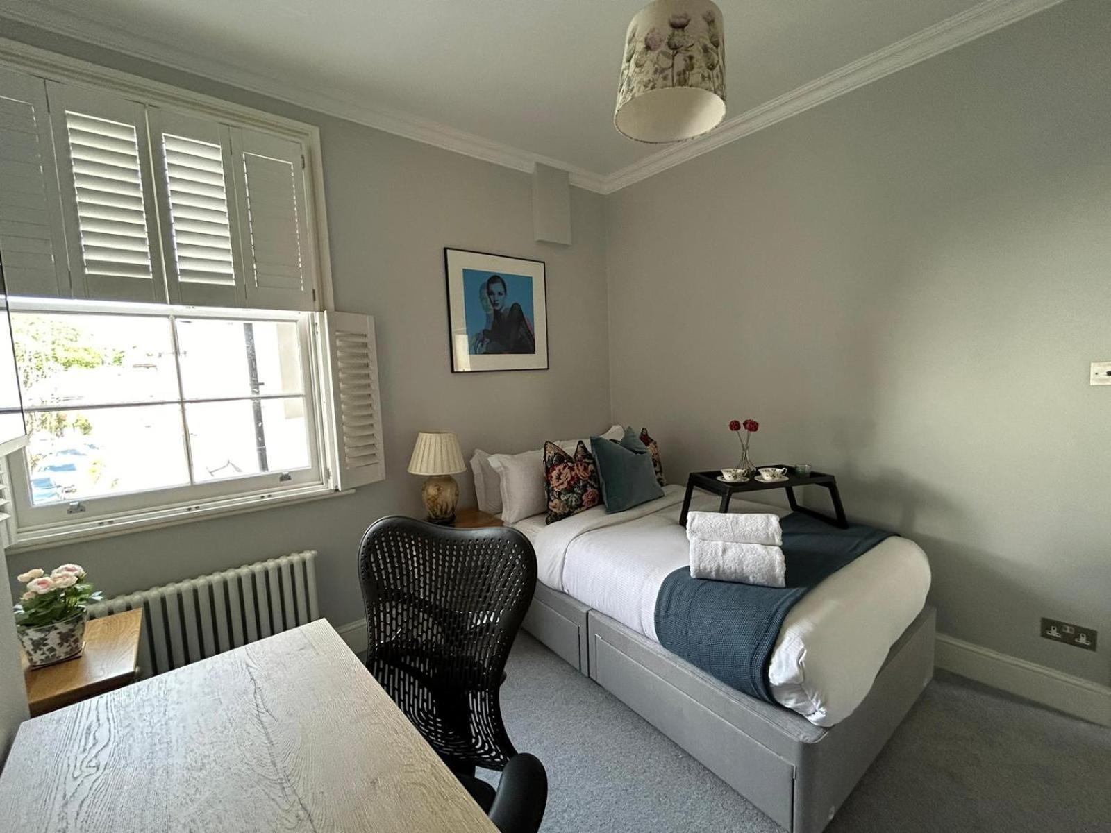 Appartamento Beautiful And Spacious 2 Bed, 2 Bath Bordering Fulham And Chelsea - Entire With Private Entrance