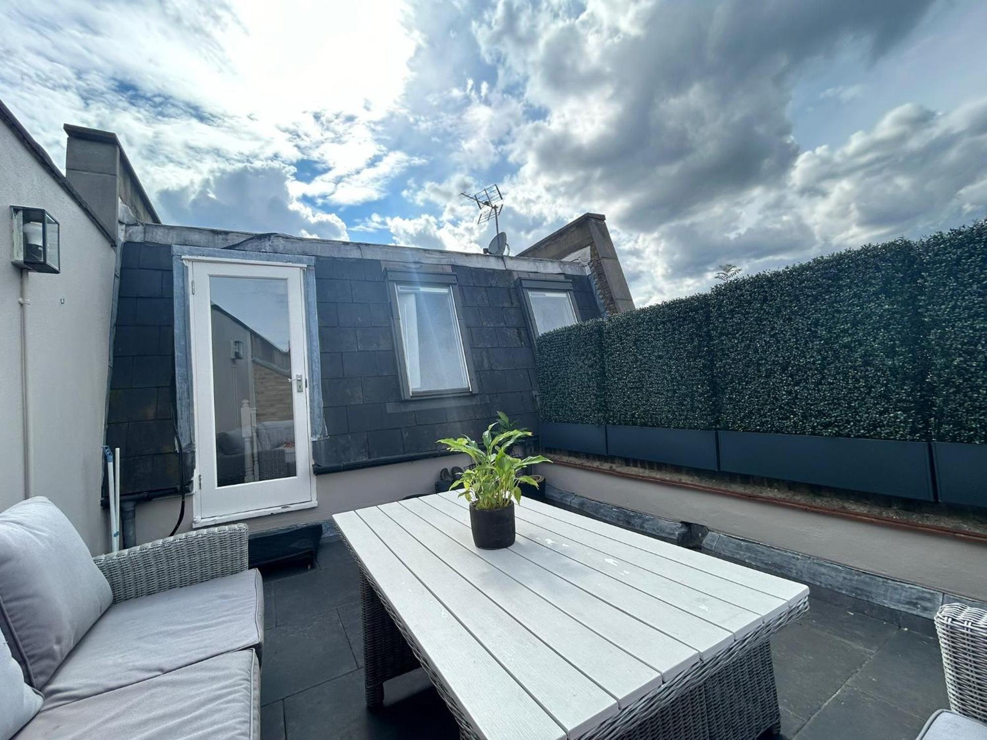 Appartamento Beautiful And Spacious 2 Bed, 2 Bath Bordering Fulham And Chelsea - Entire With Private Entrance