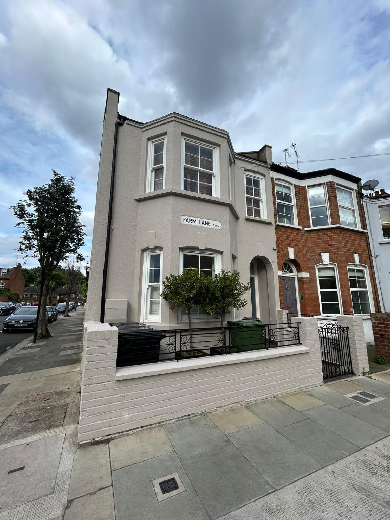 Appartamento Beautiful And Spacious 2 Bed, 2 Bath Bordering Fulham And Chelsea - Entire With Private Entrance Londra