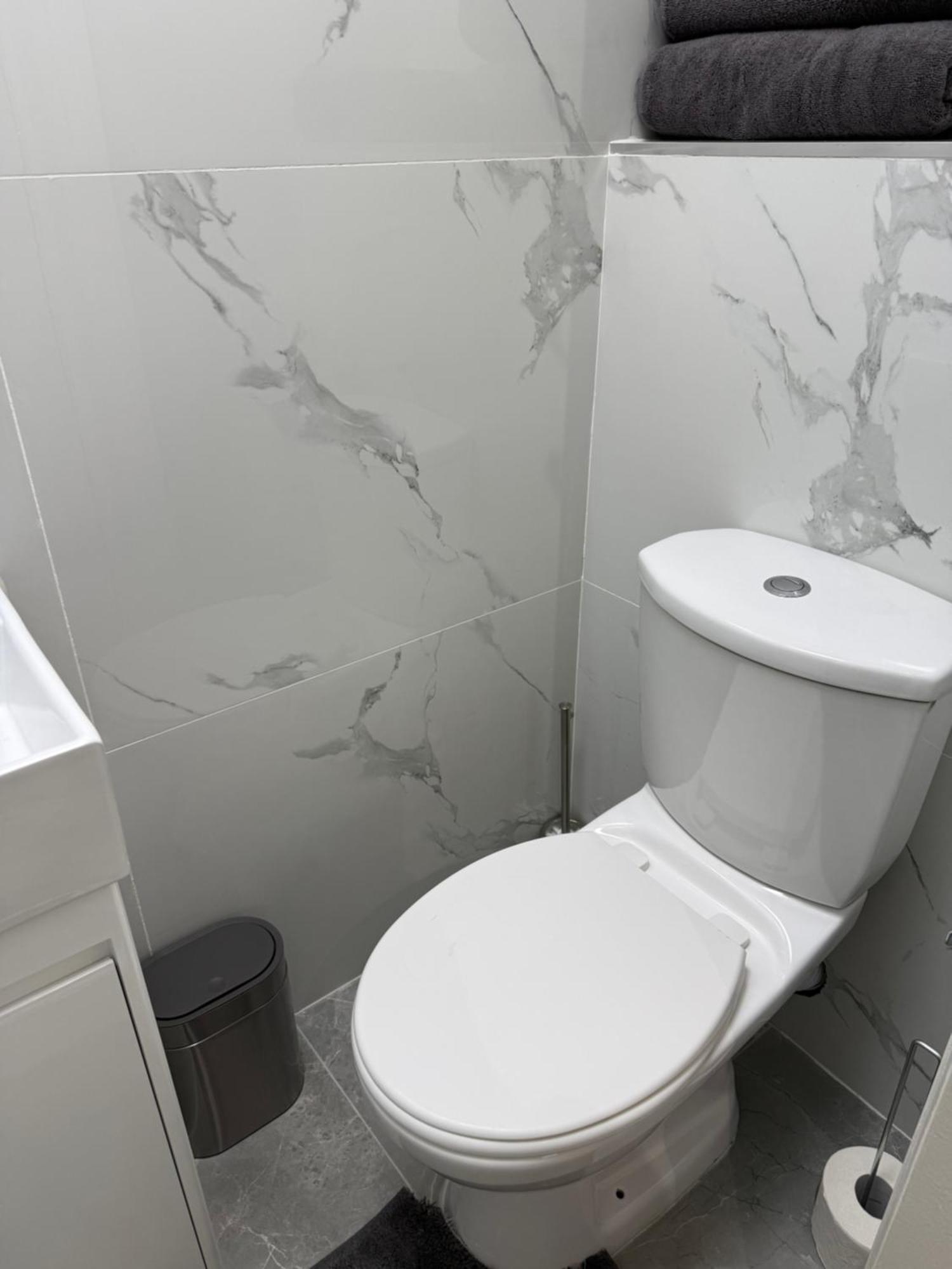 Luxury In Victoria, 7 Minutes Walk To Victoria Station, 7 Accommodatie bij particulieren Londen
