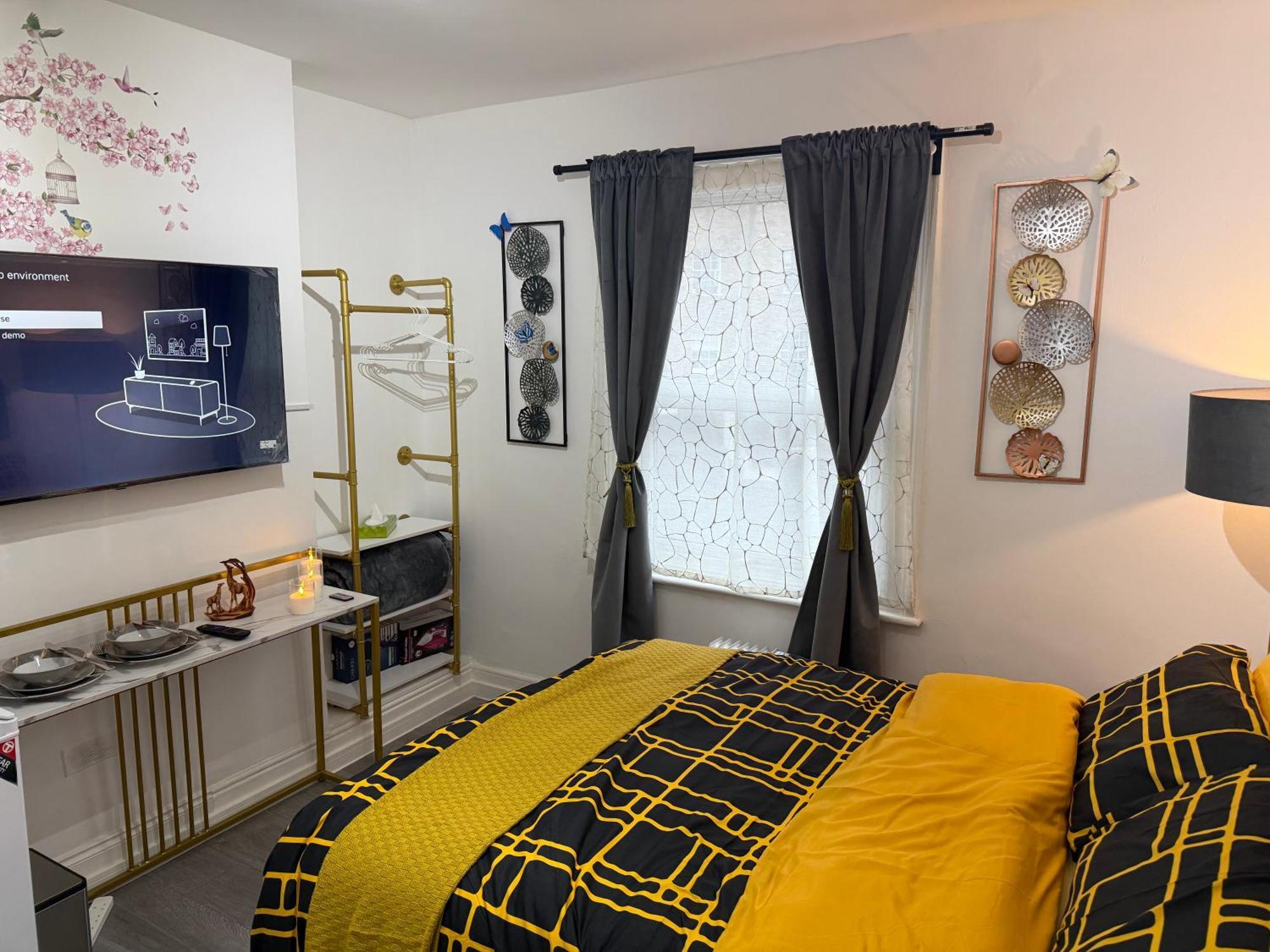 Luxury In Victoria, 7 Minutes Walk To Victoria Station, 7 Londen