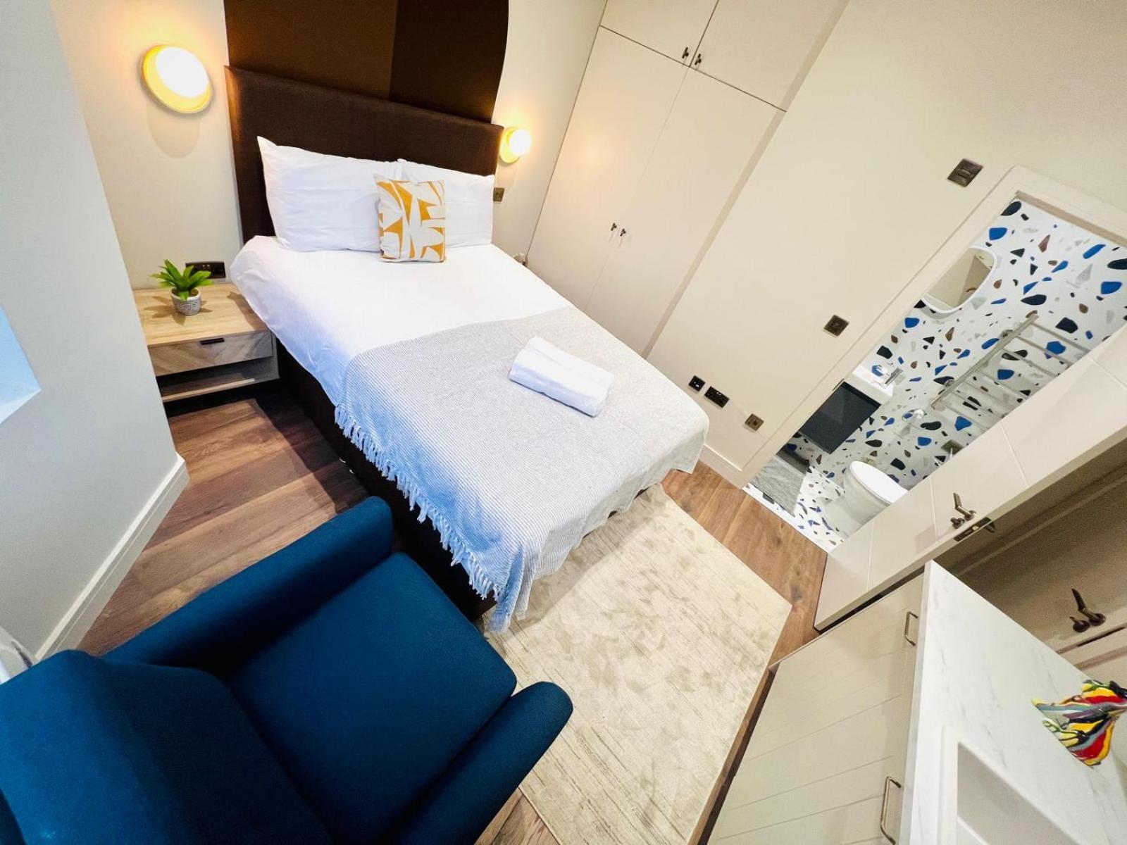 Pensionat Holly A Mini Great Location For Tourist!!! London