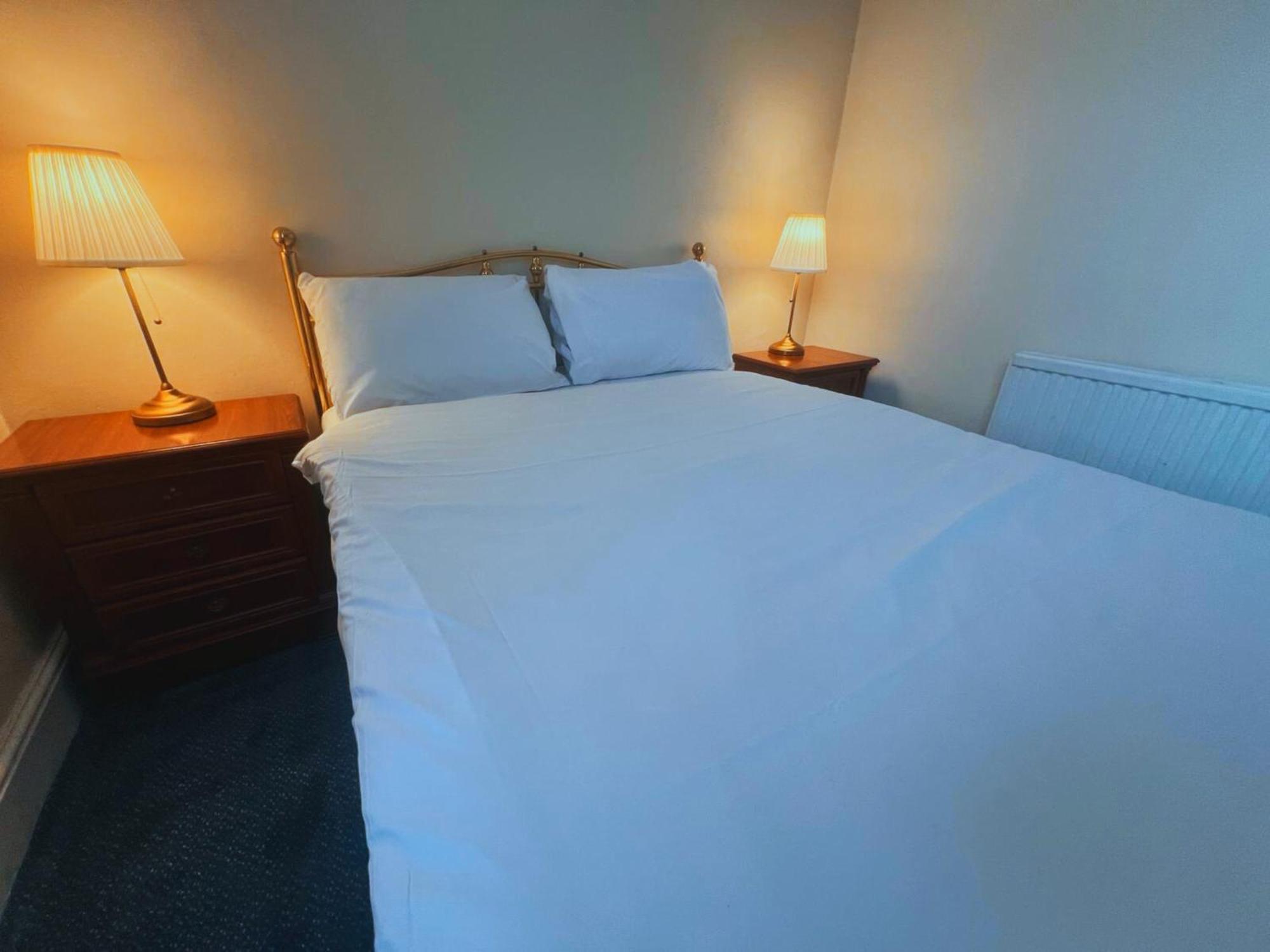 Helen's Near Wembley Hotell *