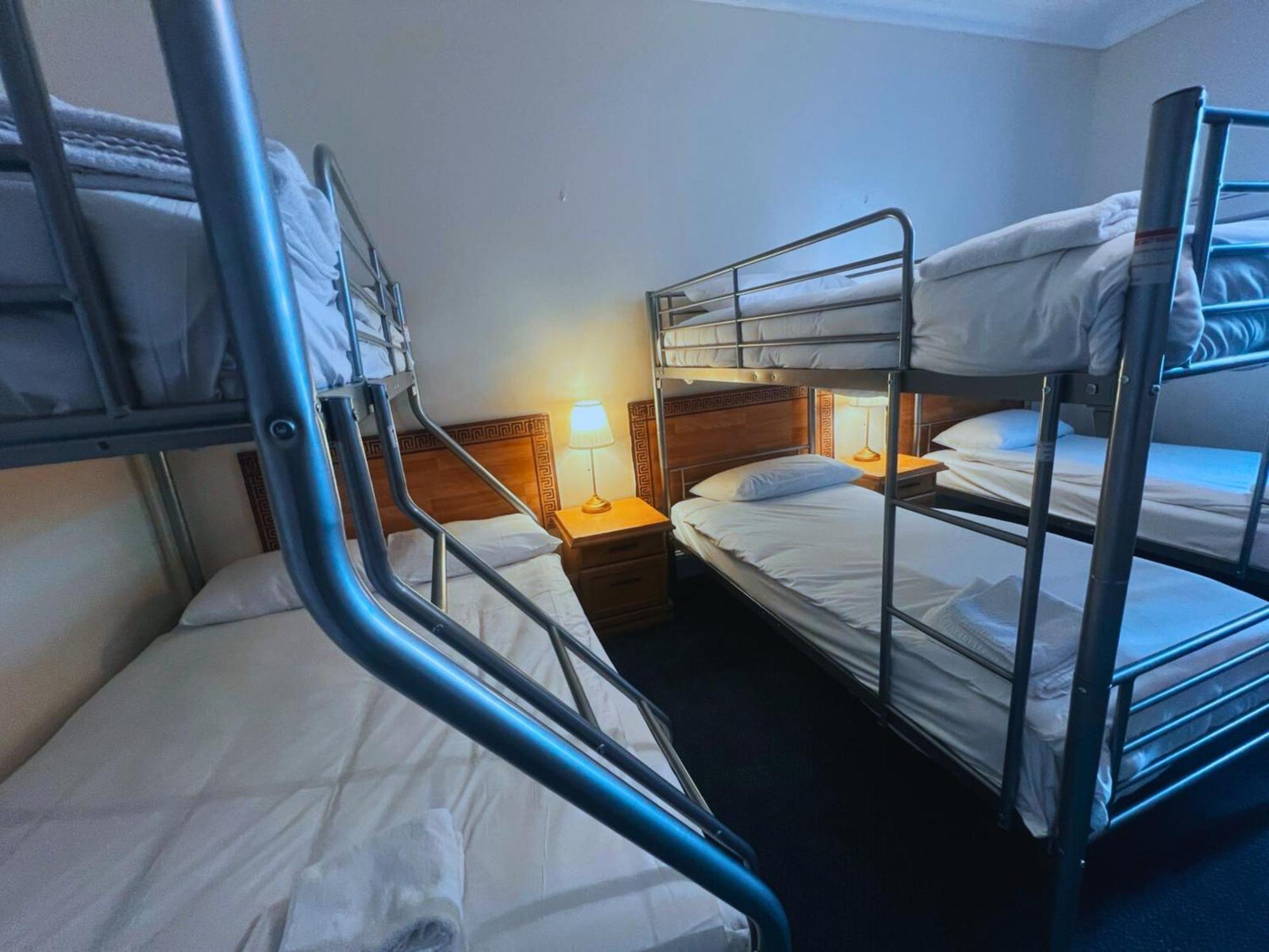 Hotell Helen's Near Wembley London