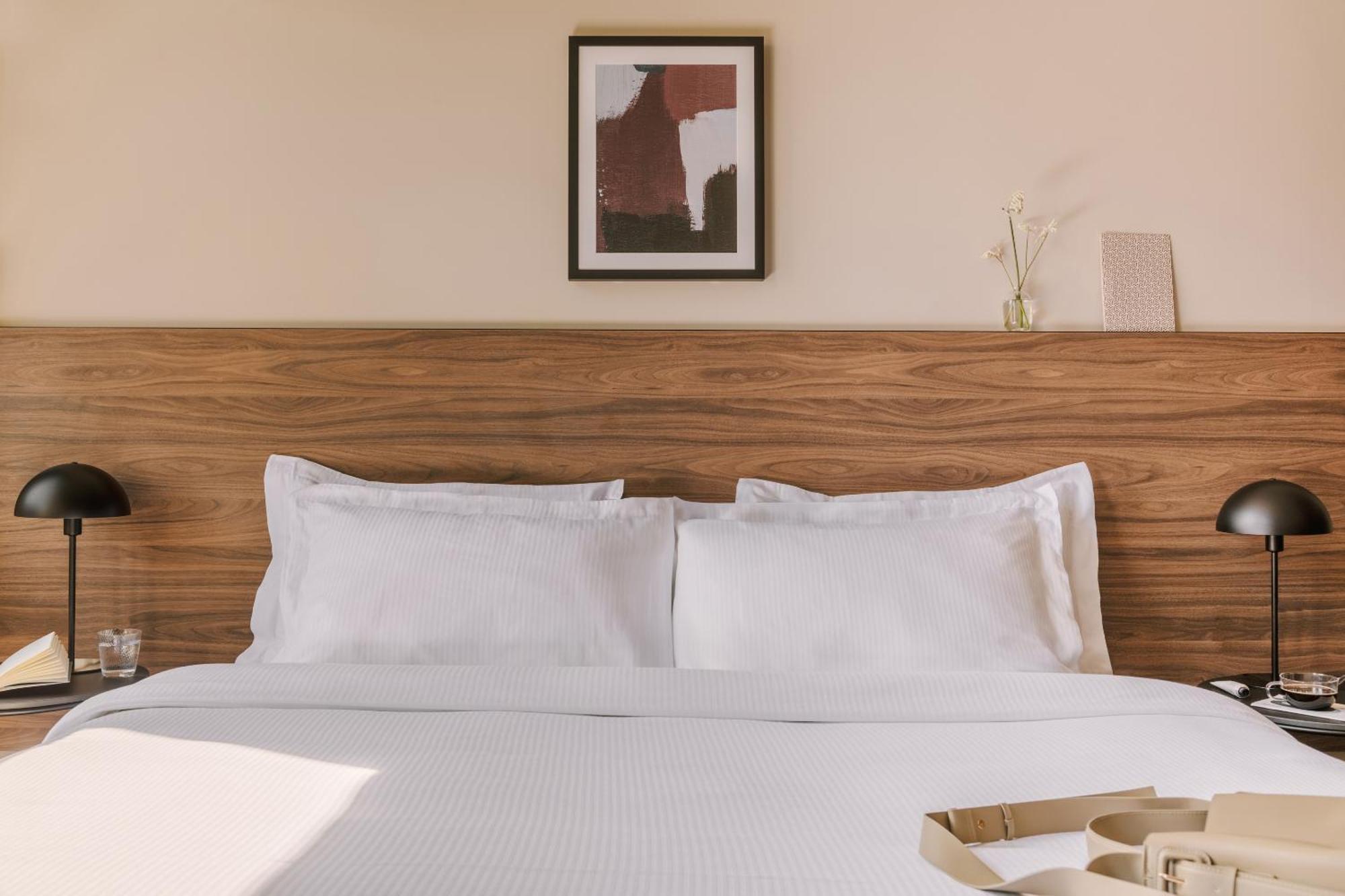 Sonder The Gilbert Hotel 3*