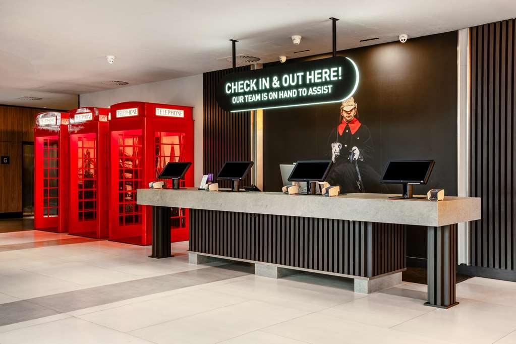 Hotel Radisson And Conf Centre Heathrow London