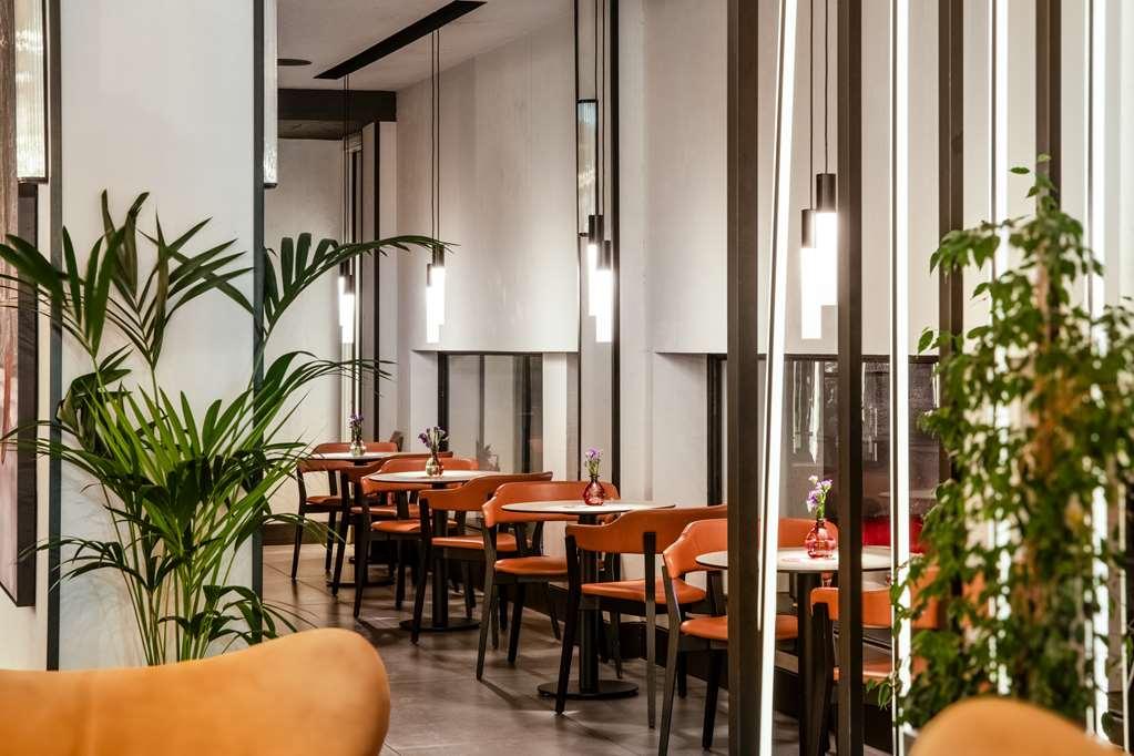 Radisson Red Heathrow Londra