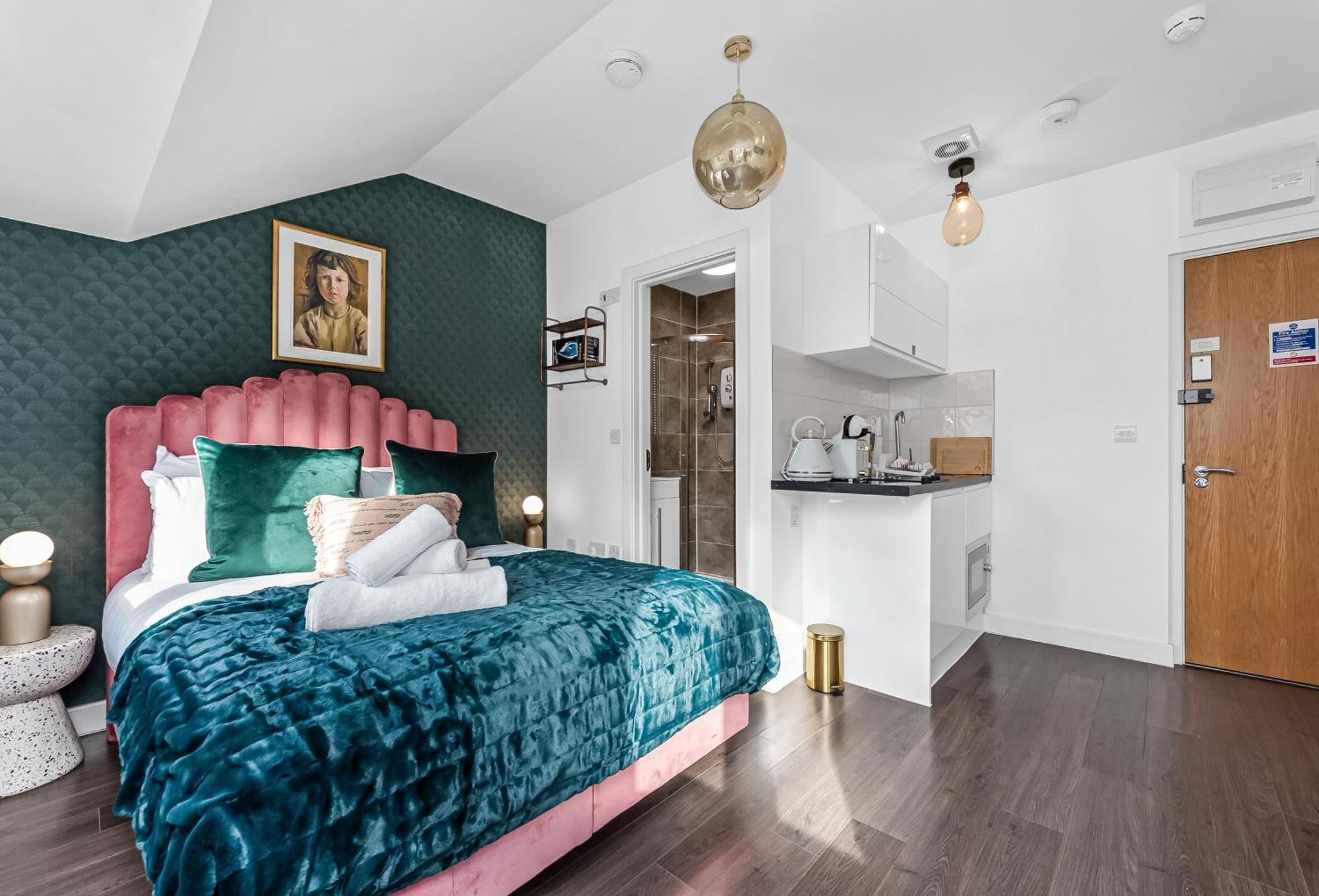 Urban Elegance Luxury Living With Kitchenette Lägenhet