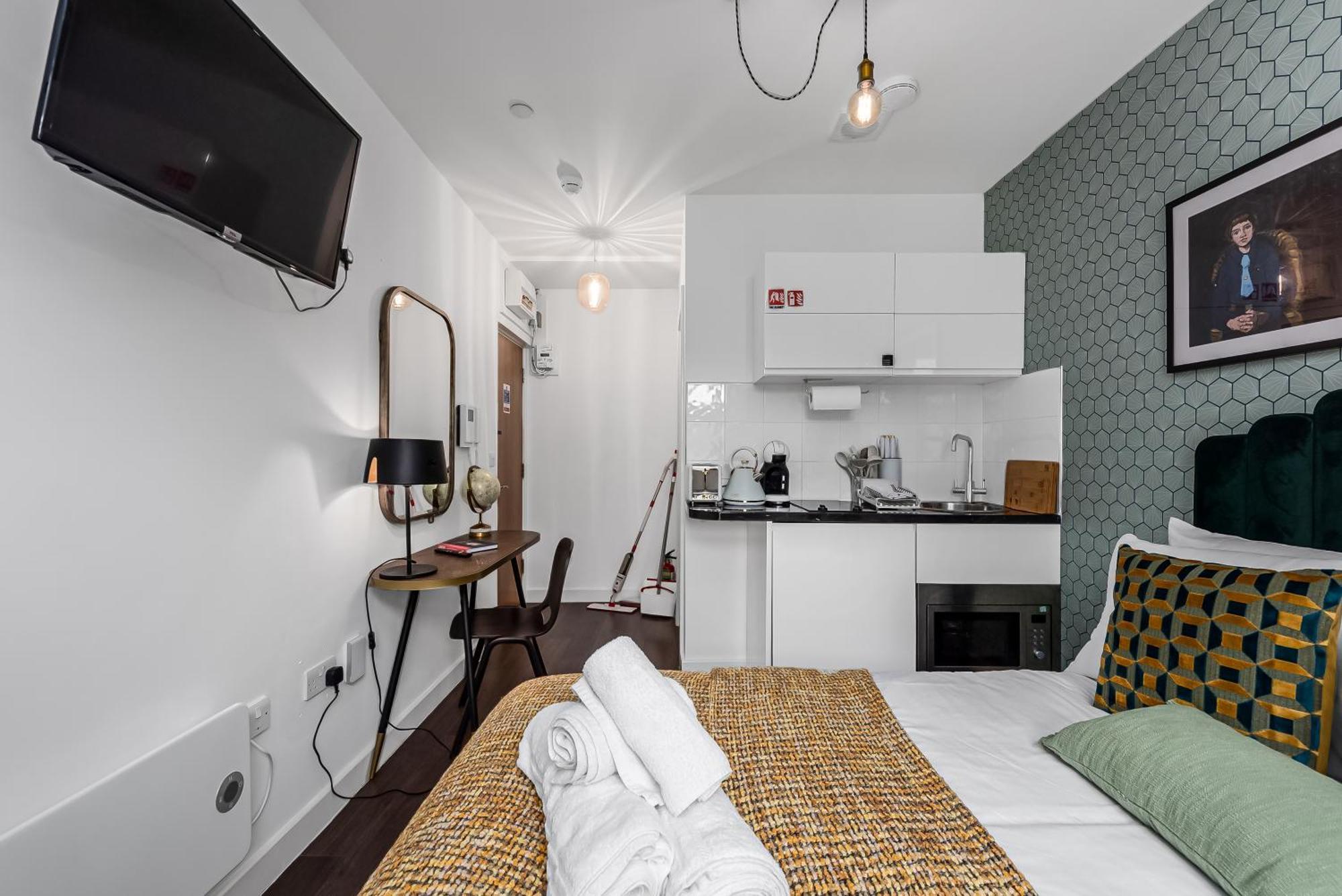 Urban Elegance Luxury Living With Kitchenette Lägenhet