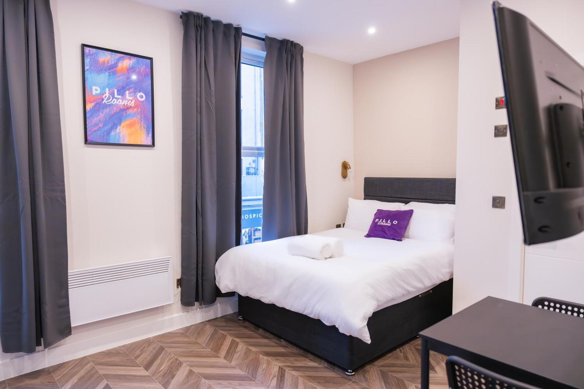 Pillo - Chelsea Aparthotel