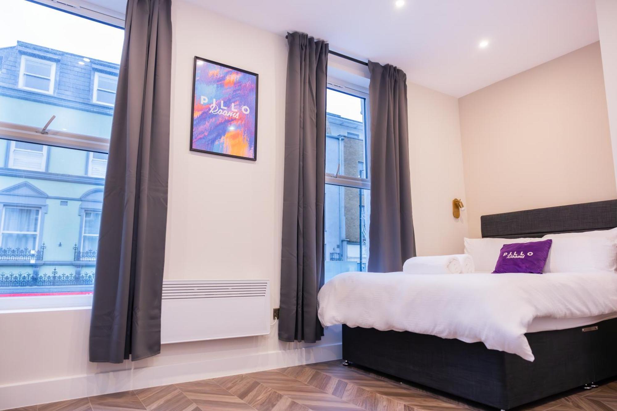 Pillo - Chelsea Aparthotel Londra