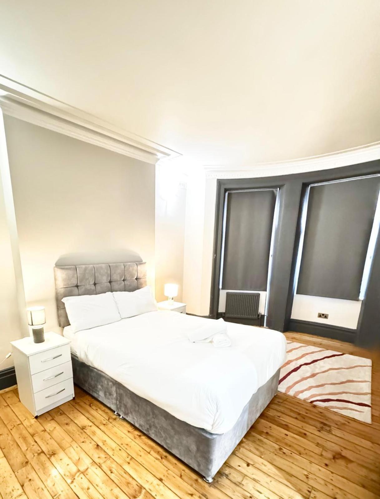 Beautiful Family Near Edgware Road Station Leilighet London