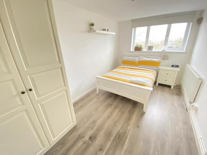 1 Bedroom In Woolwich With Free Parking Appartement *