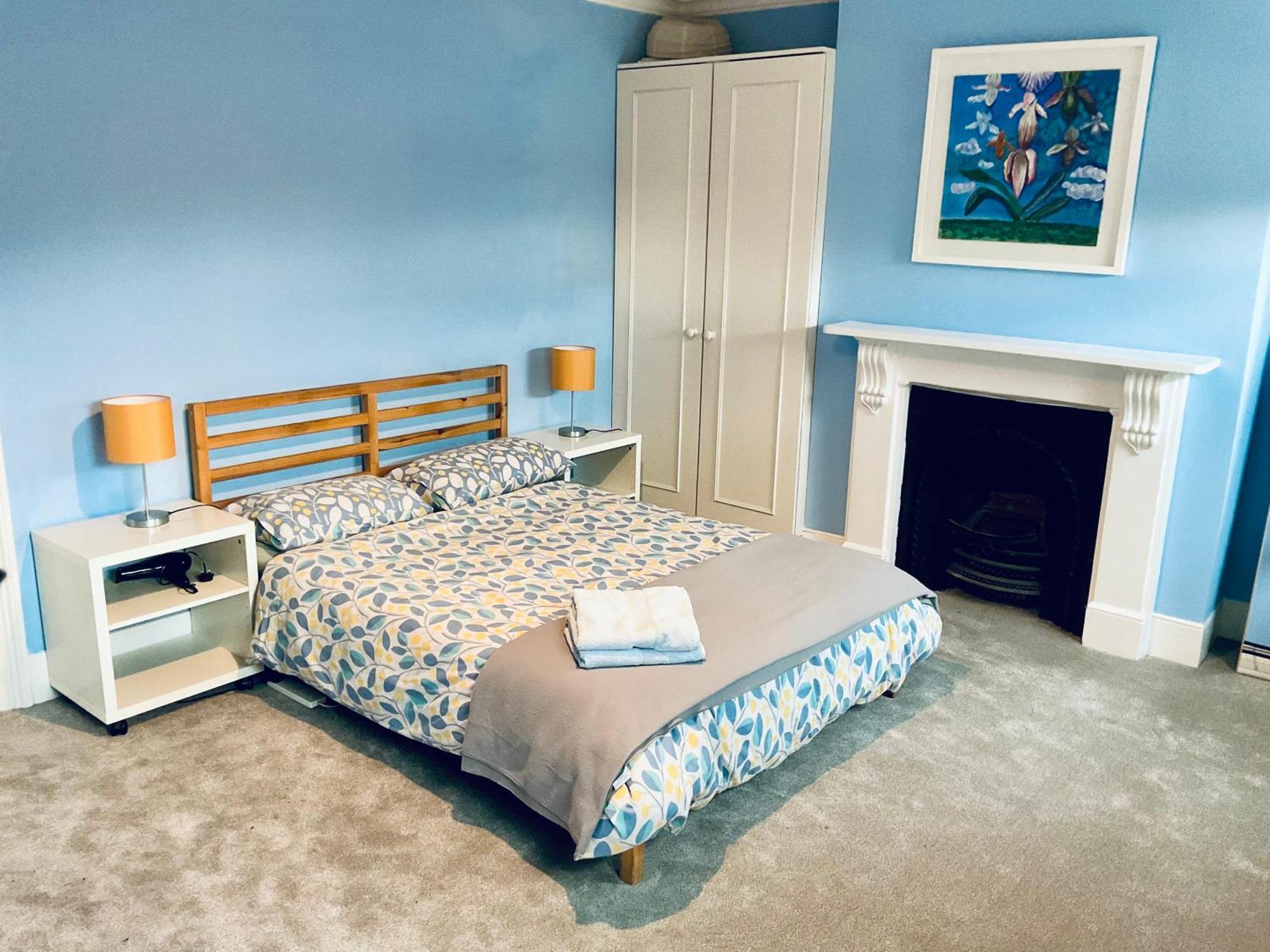 Cosy Three Bedroom Hither Victorian House * Londen