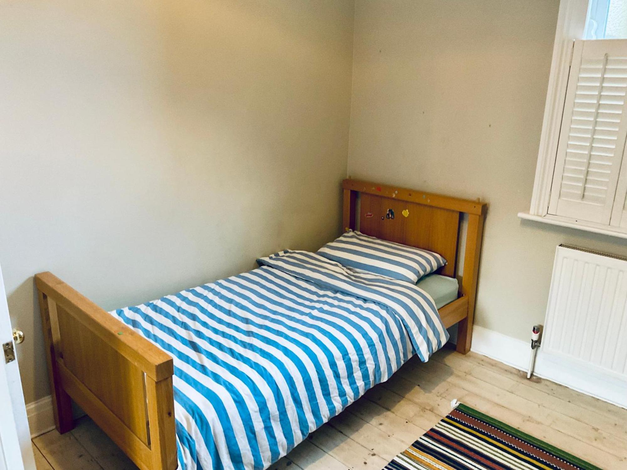 Cosy Three Bedroom Hither Victorian House Londen