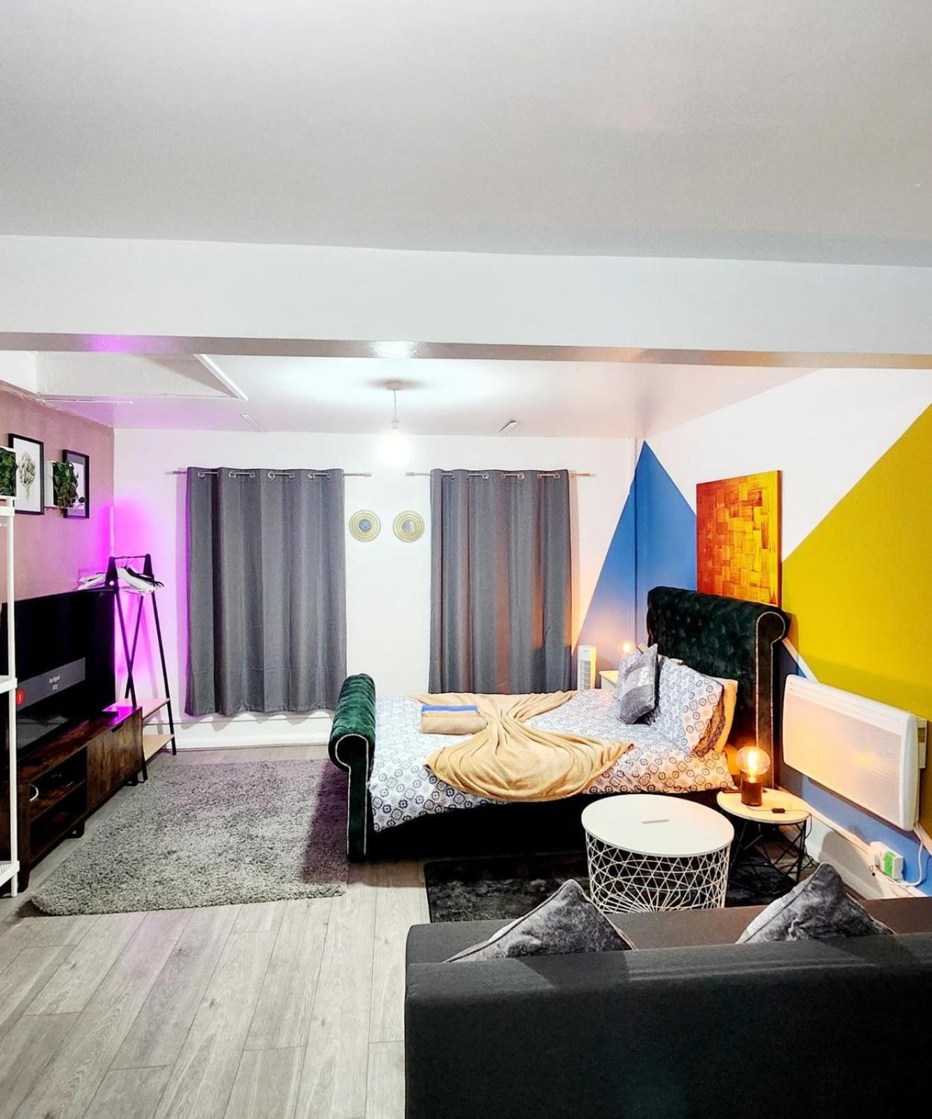 New Deluxe Apt-2 Londra