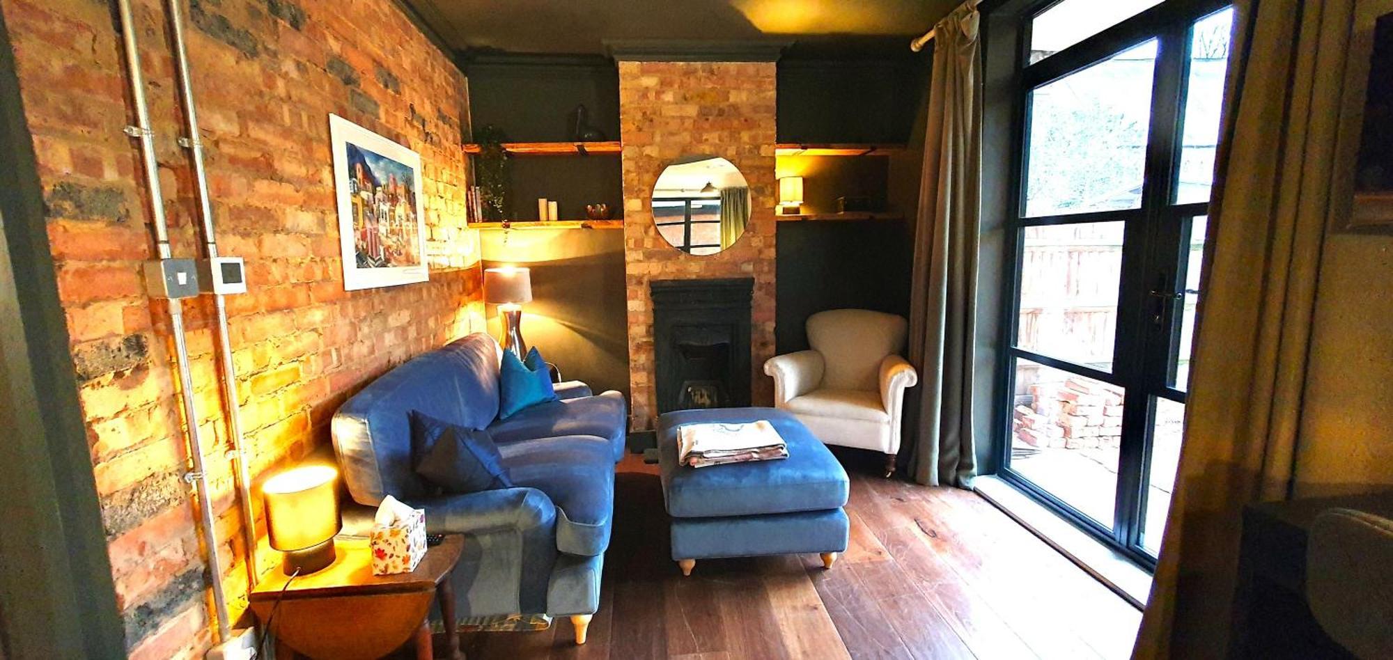 Cozy Retreat Near Snaresbrook Station Apartment London