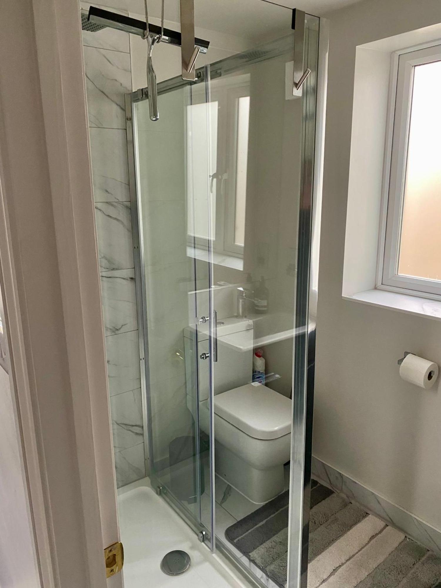 2 Bed Luxury Victorian In Zone 1 Apartment London