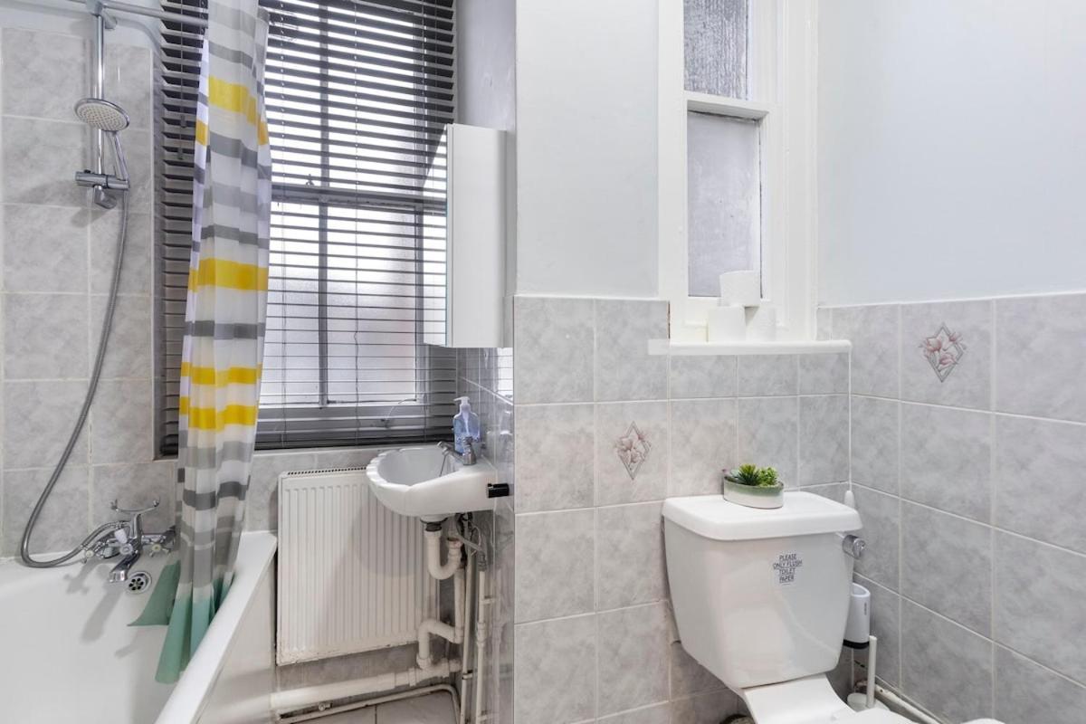 Ctr 1bed Regents Park Next Transport Lejlighed London