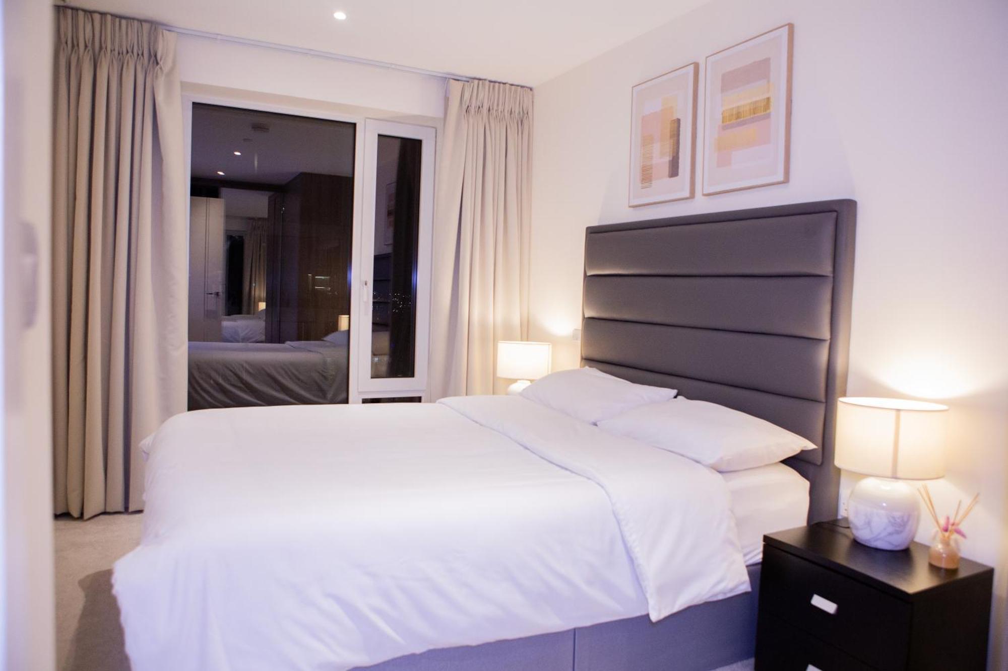 Luxury 1 Bedroom With Riverview * London