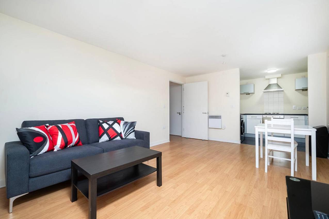 Charming Flat Close To Stadium Appartement