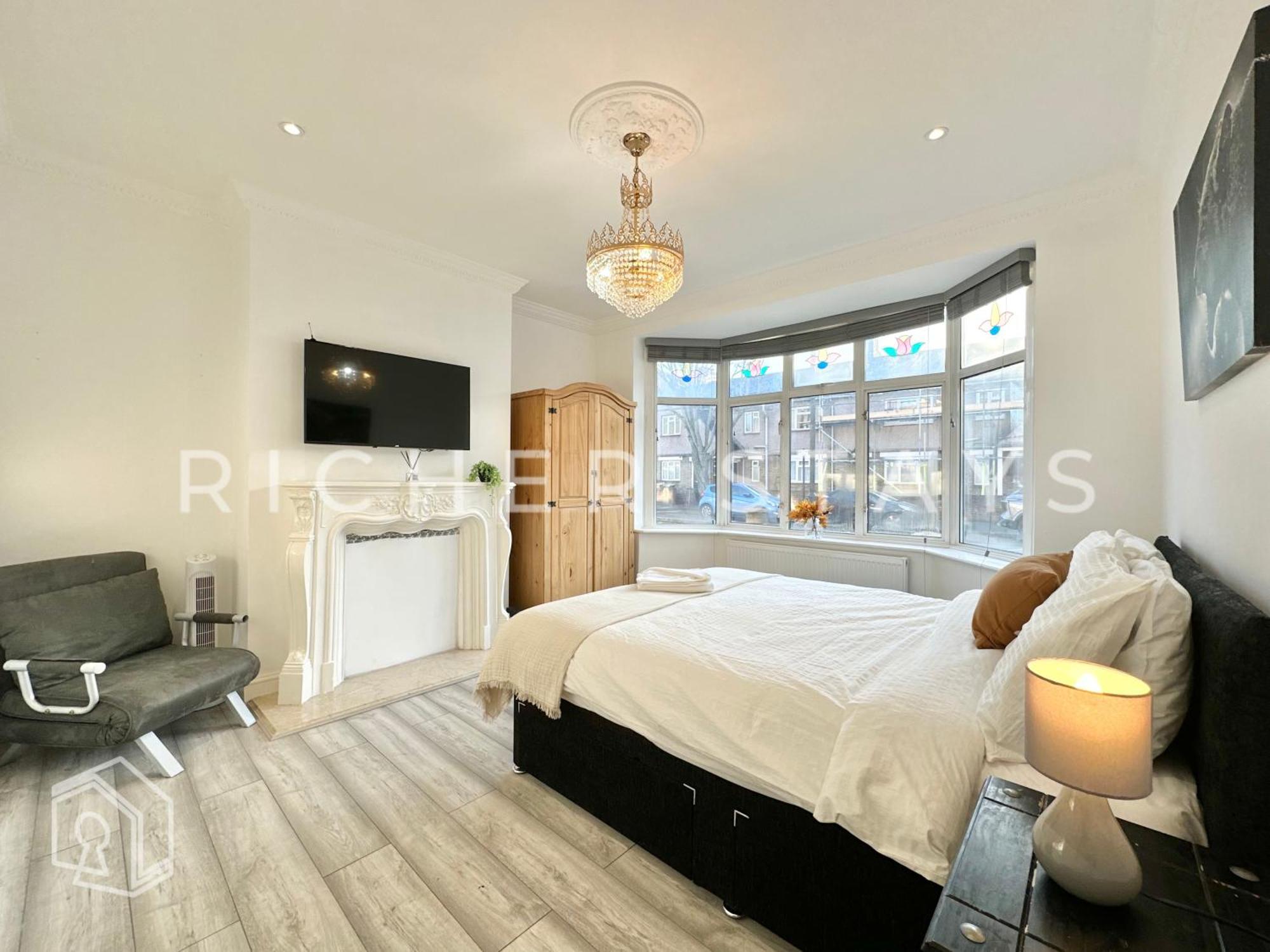 Modern 1-2 Bedroom East Ldn Flat With Private Garden Lägenhet London