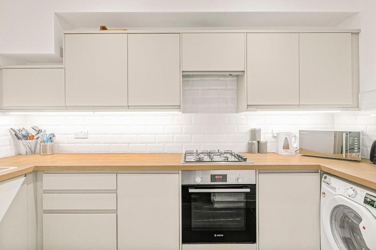 Apartment Luxury 2-bed Gated - Next To Paddington Station London
