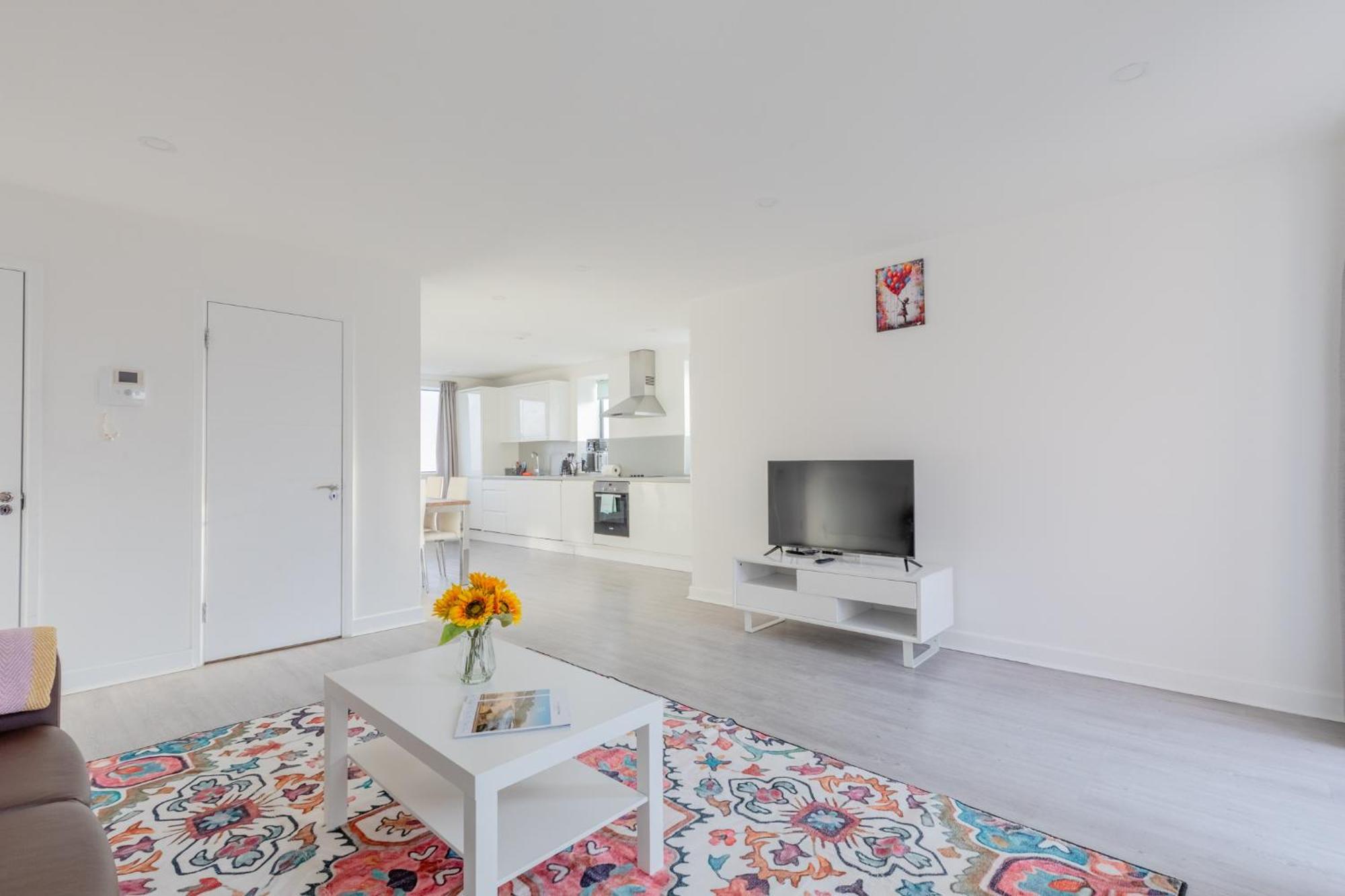 Appartamento Spacious 3bd Flat Near Airport *