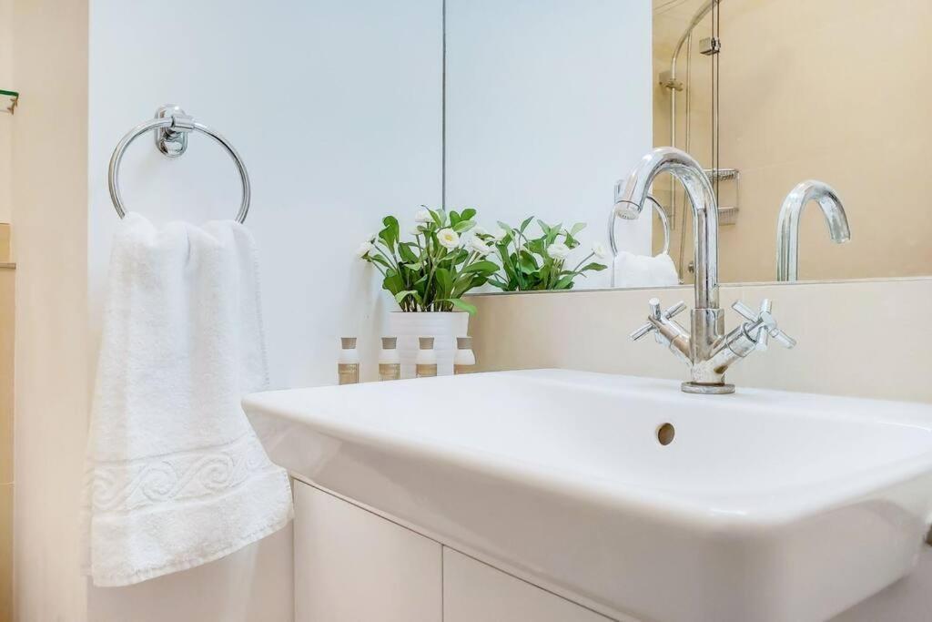 Appartement Vy6 - Stylish Loft-style 1-bed Near Borough Market