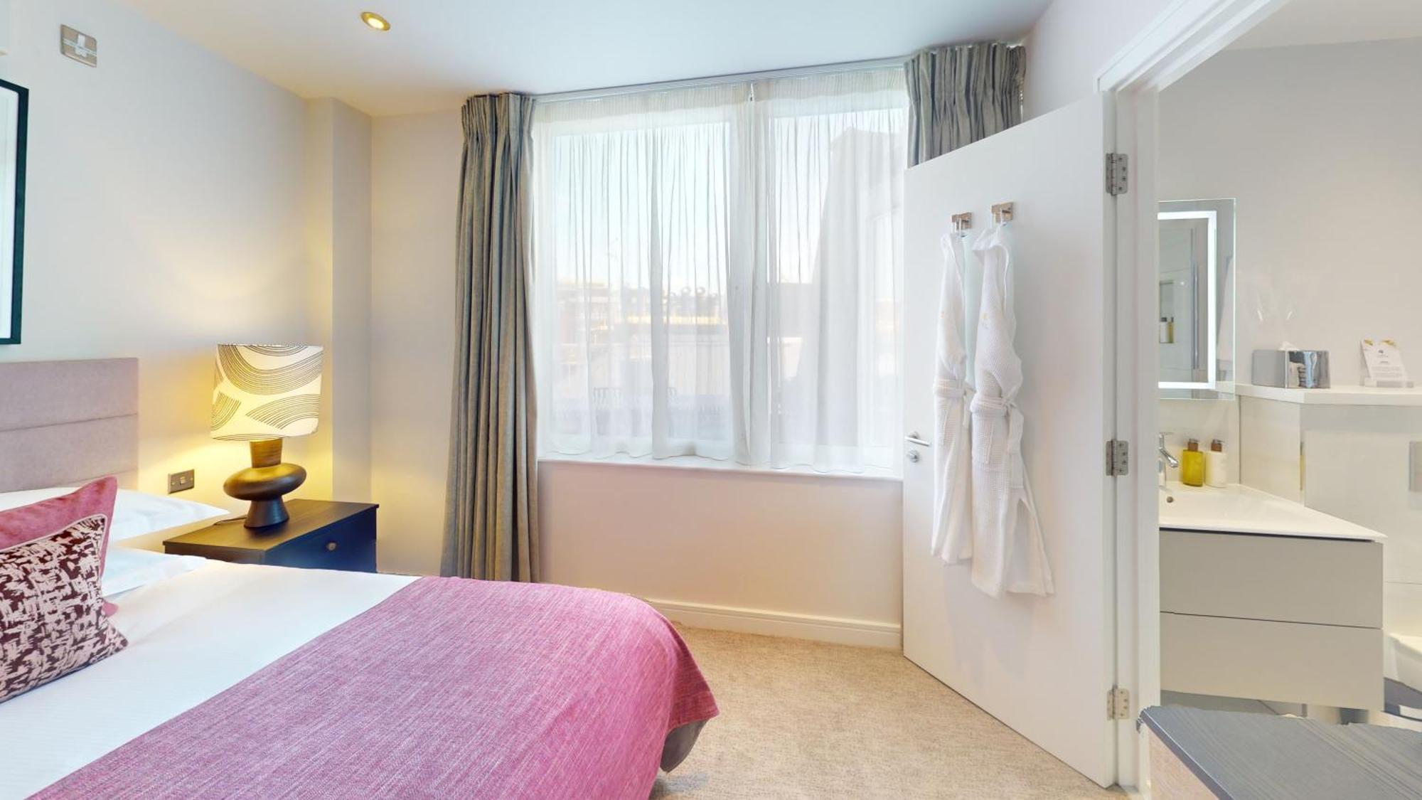 Aparthotel Cheval Harrington Court At South Kensington 4*