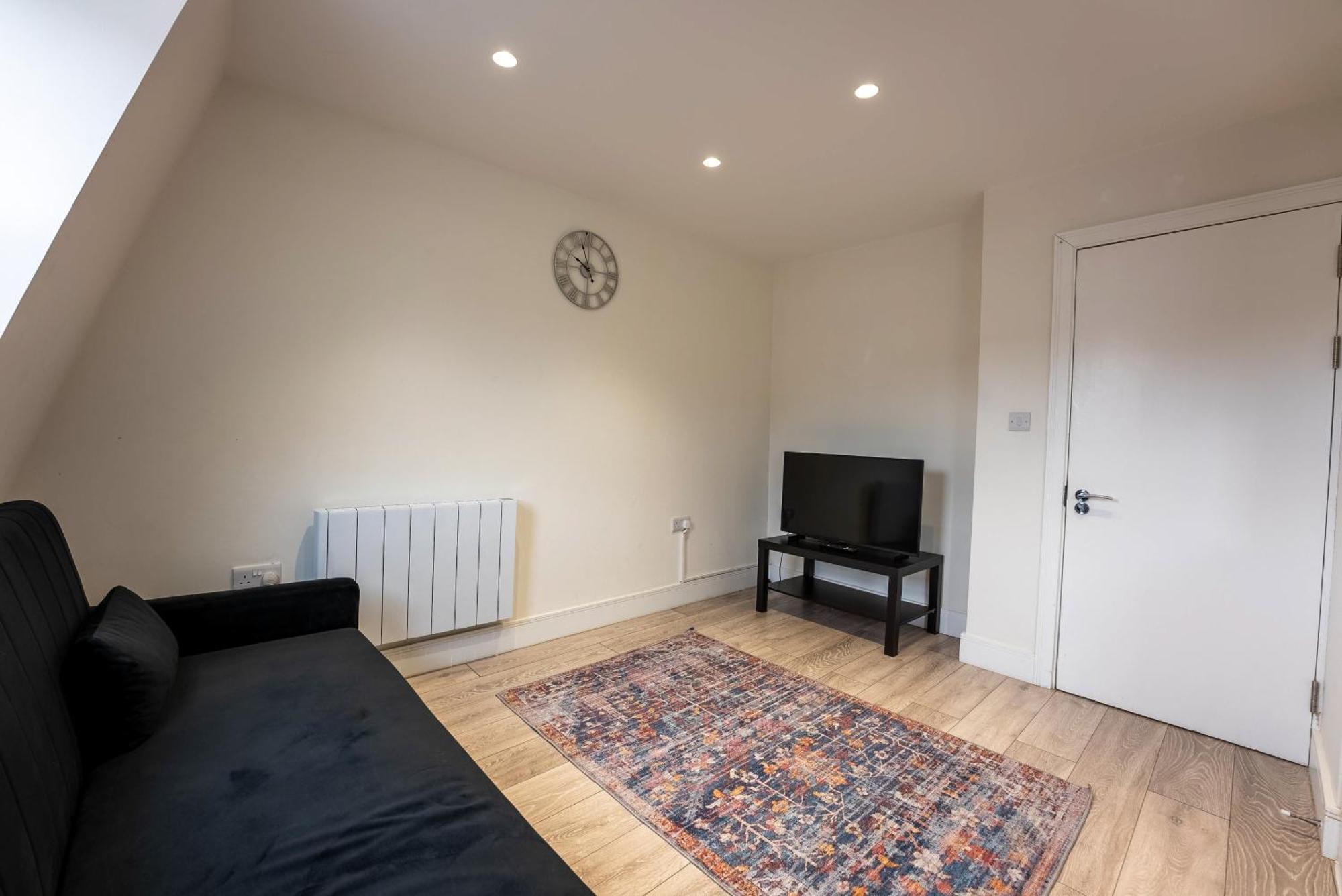 Home-like 1-br Flat In Victoria Lägenhet *