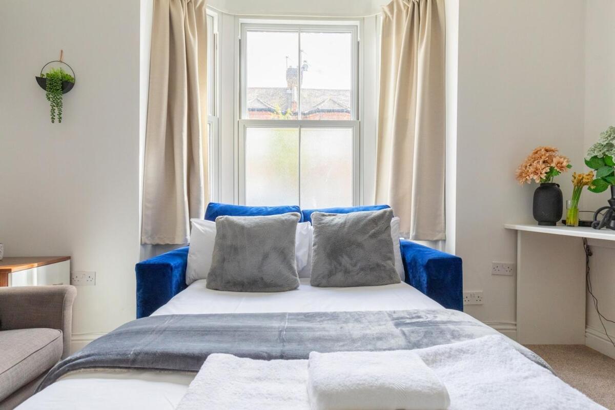Spacious 1bd Flat 10 Mins From Battersea Park! Londres
