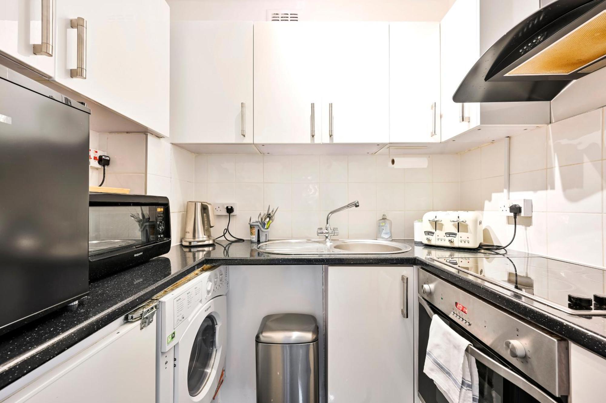 Westminster Flat For Families & Business Travelers, Steps To Landmarks! Lejlighed London