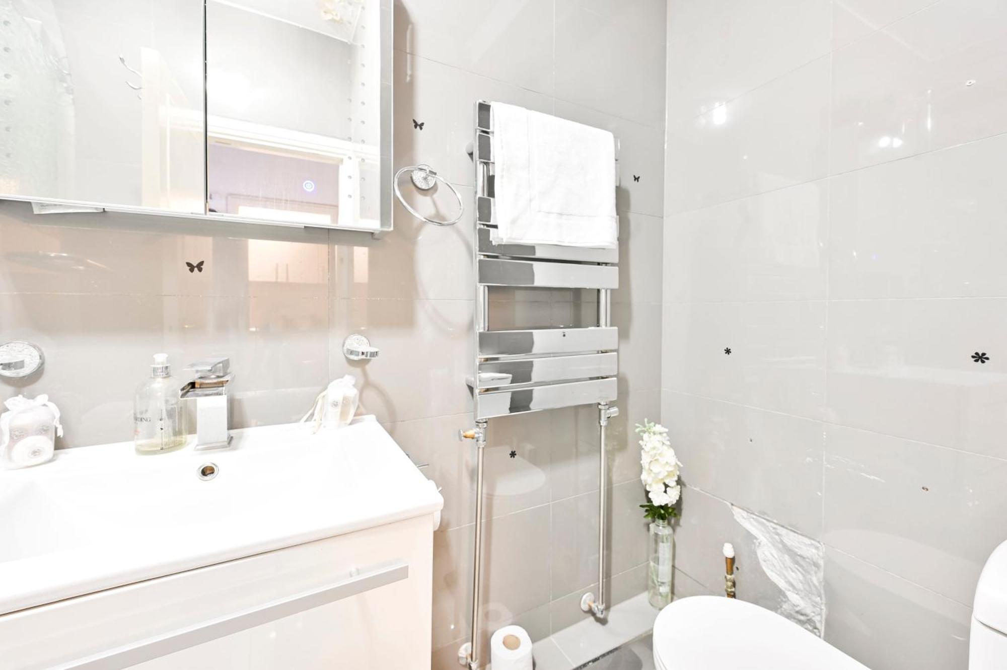 Lejlighed Westminster Flat For Families & Business Travelers, Steps To Landmarks! London