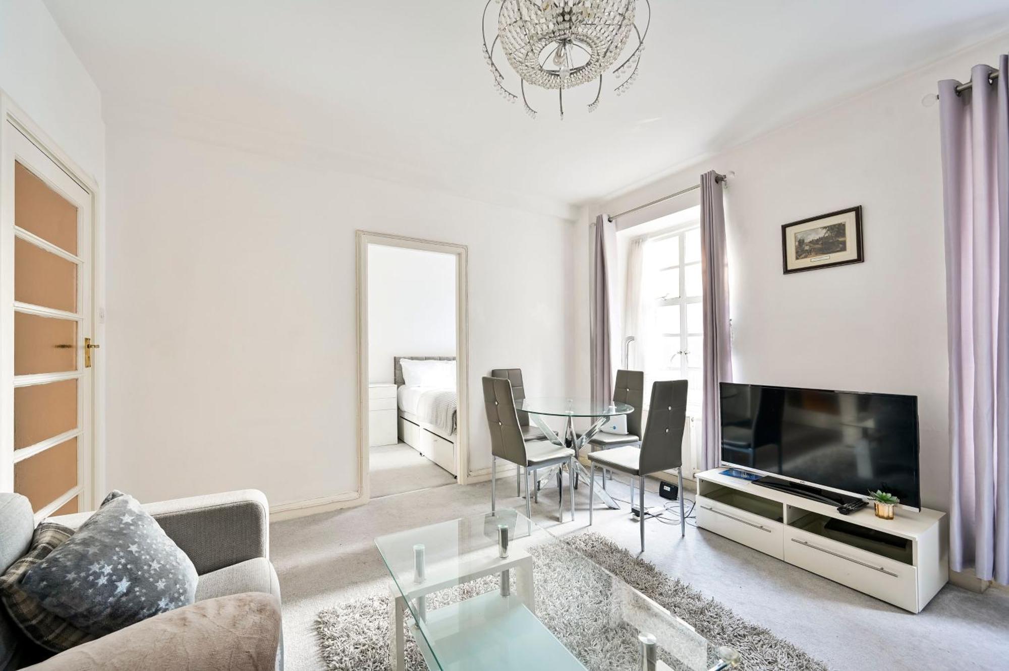 Westminster Flat For Families & Business Travelers, Steps To Landmarks! Lejlighed