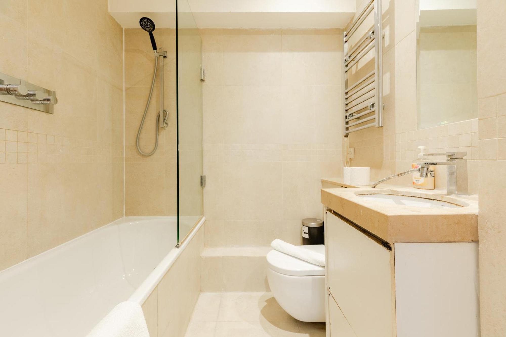 Near Marble Arch Apartment