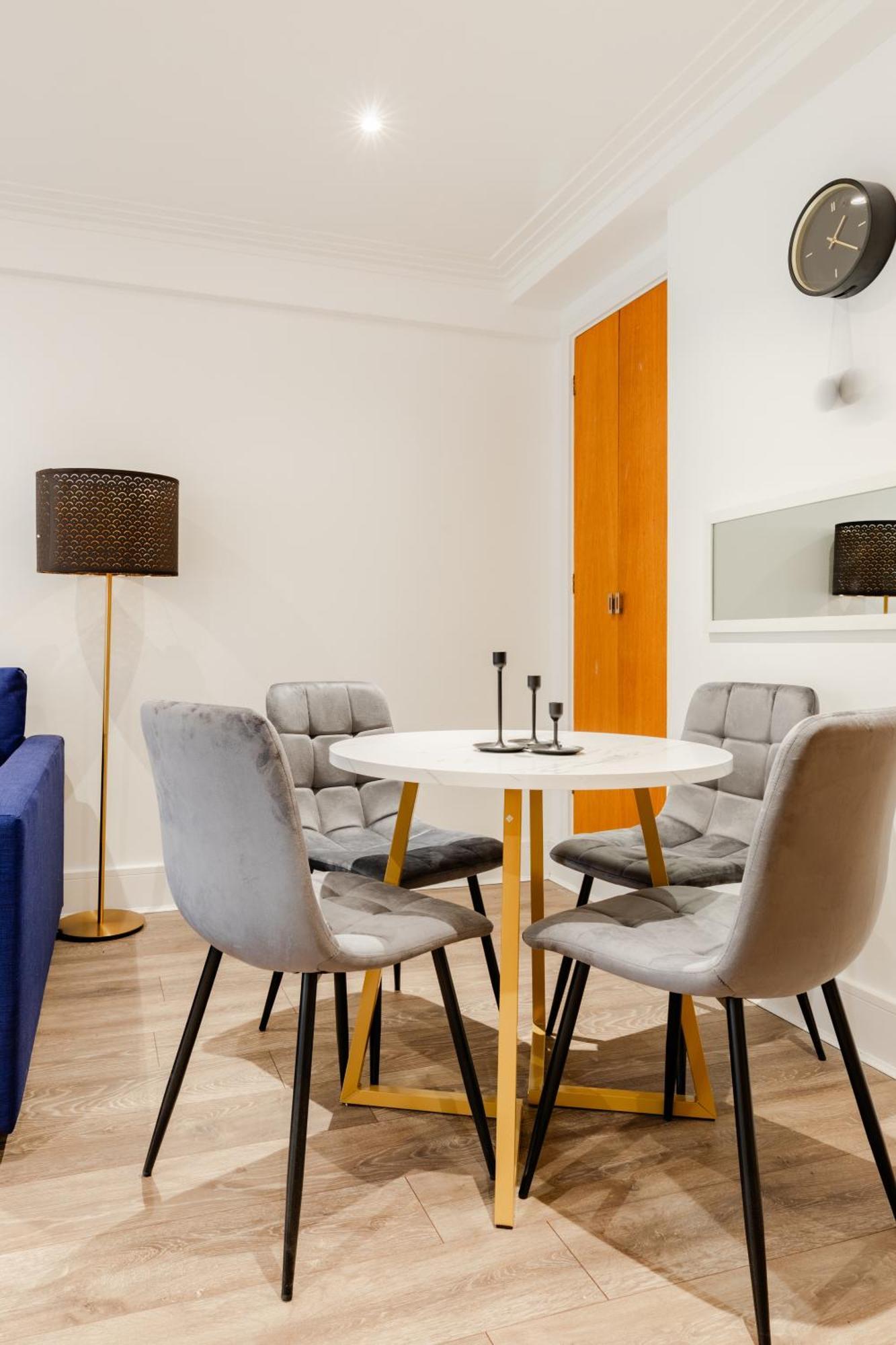 Near Marble Arch * London