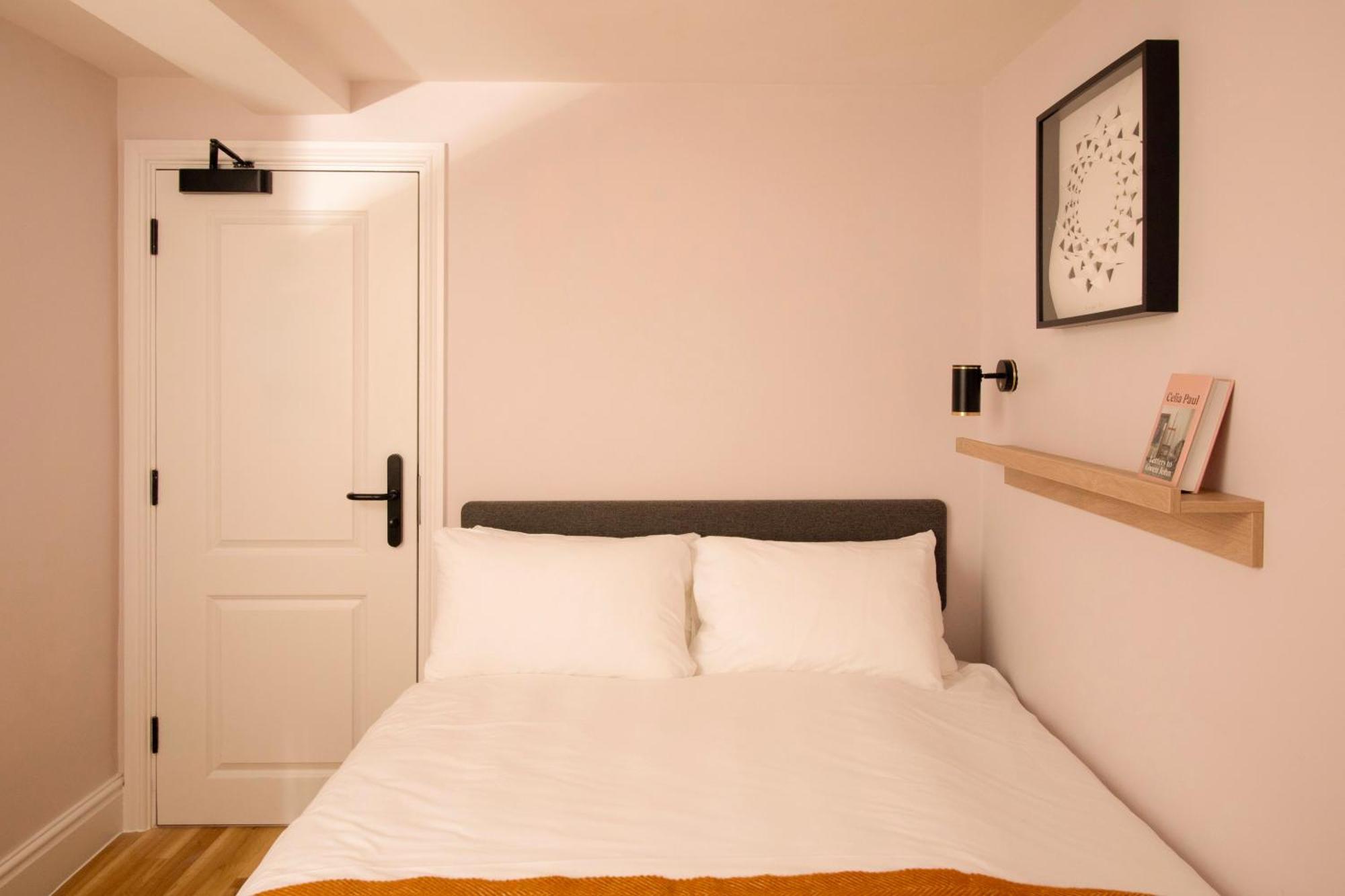 Bob W Olympia Hotell London