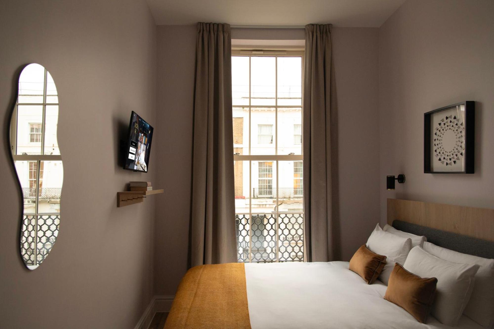 Bob W Olympia Hotell London
