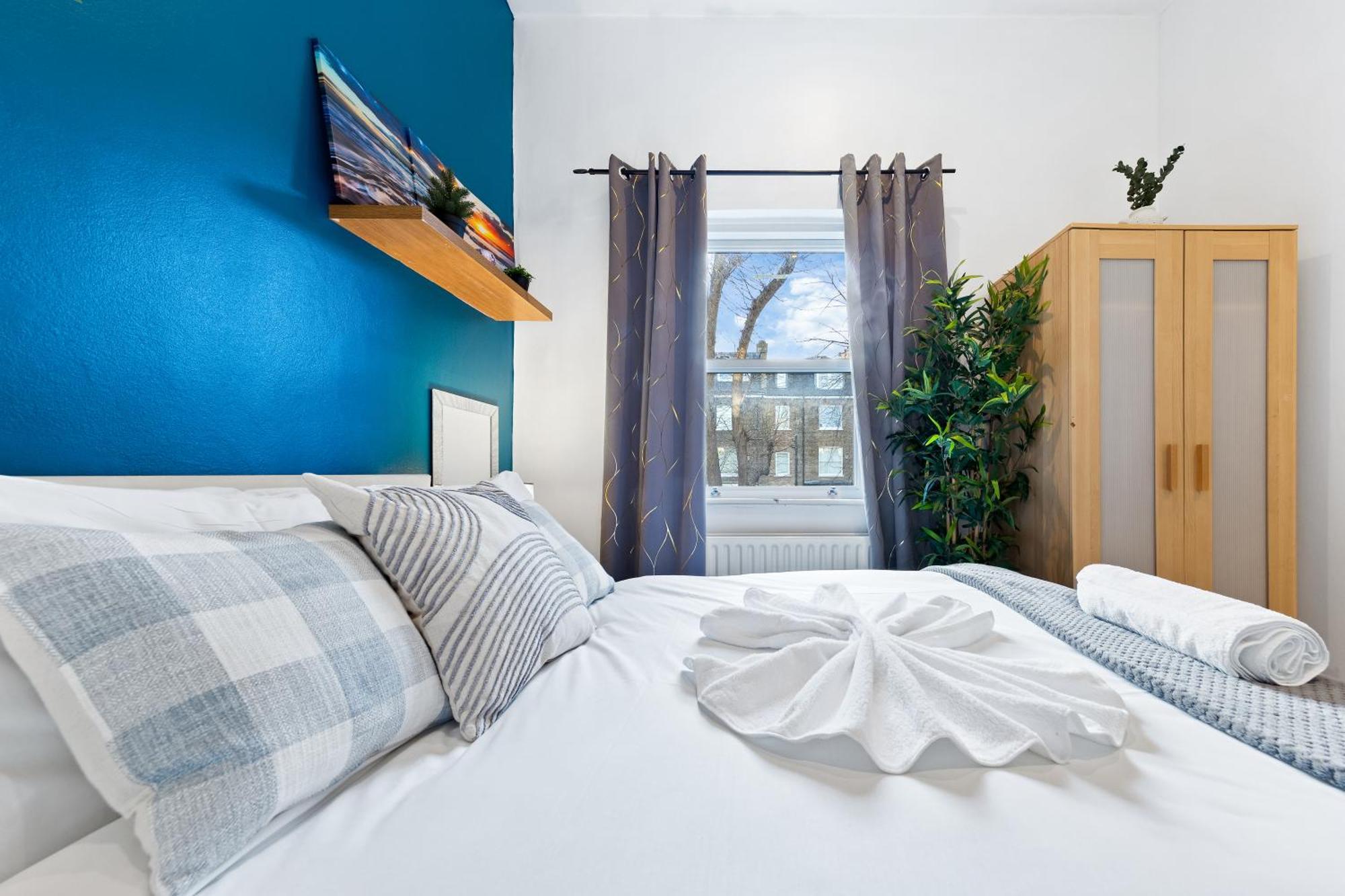 Leilighet Luxurious 3 Bedroom Flat With Balcony In Kensington For 7 Next To Station Near Harrods