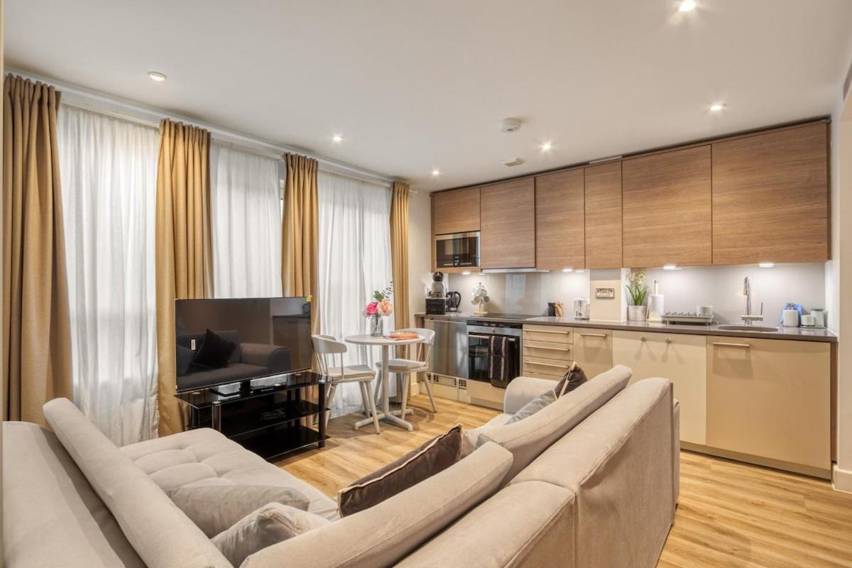 Luxury 1 Bed With Ac By Vauxhall Station Zone 1 Apartment