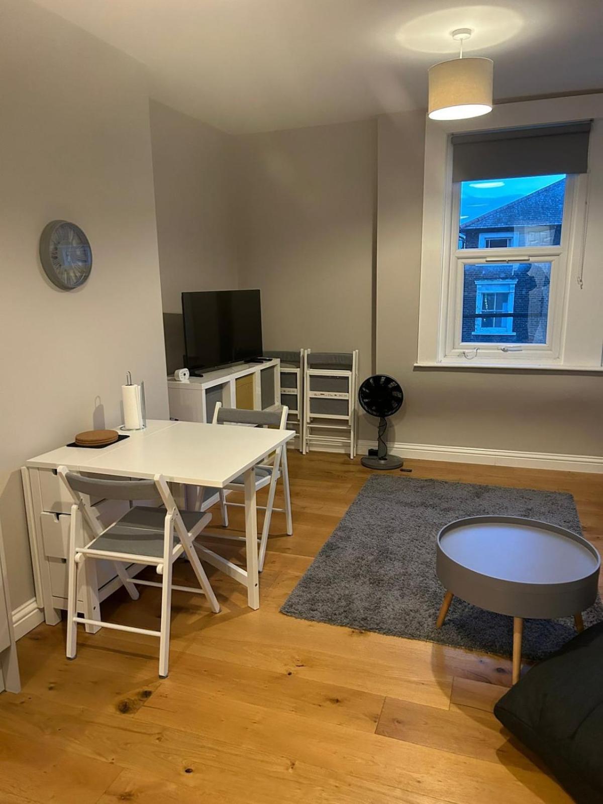 Appartement Forest Hill 1-bed 2 Mins Station Londen