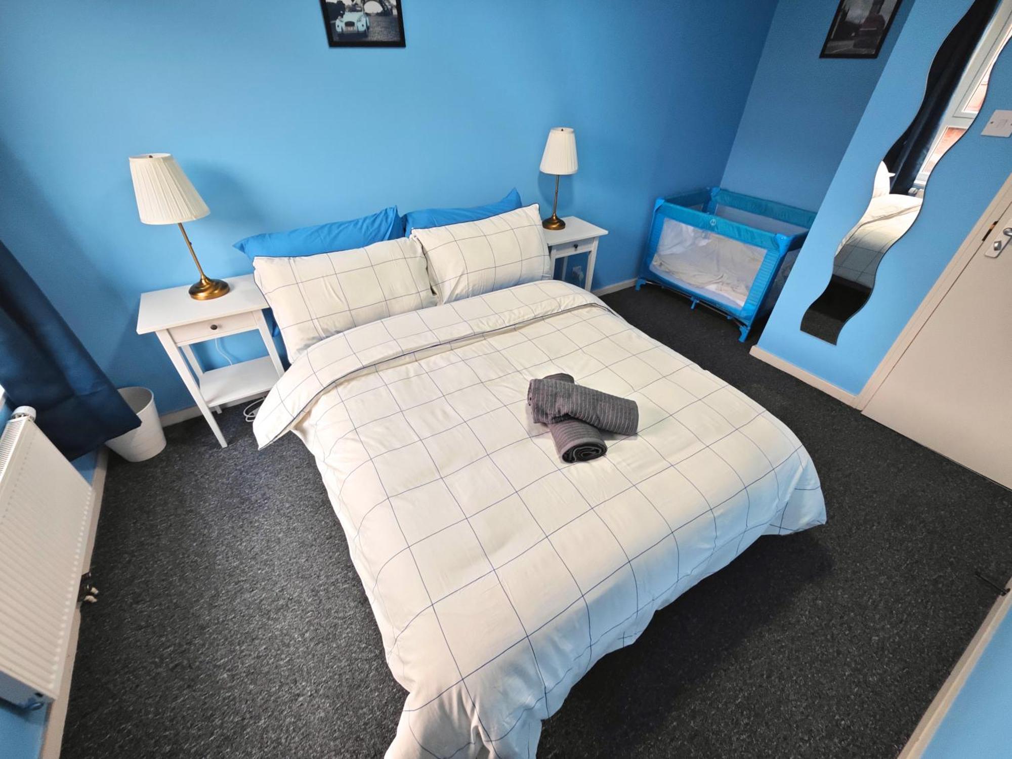 2 Bedroom Flat Next To Lord's Cricket Ground, Apartment London