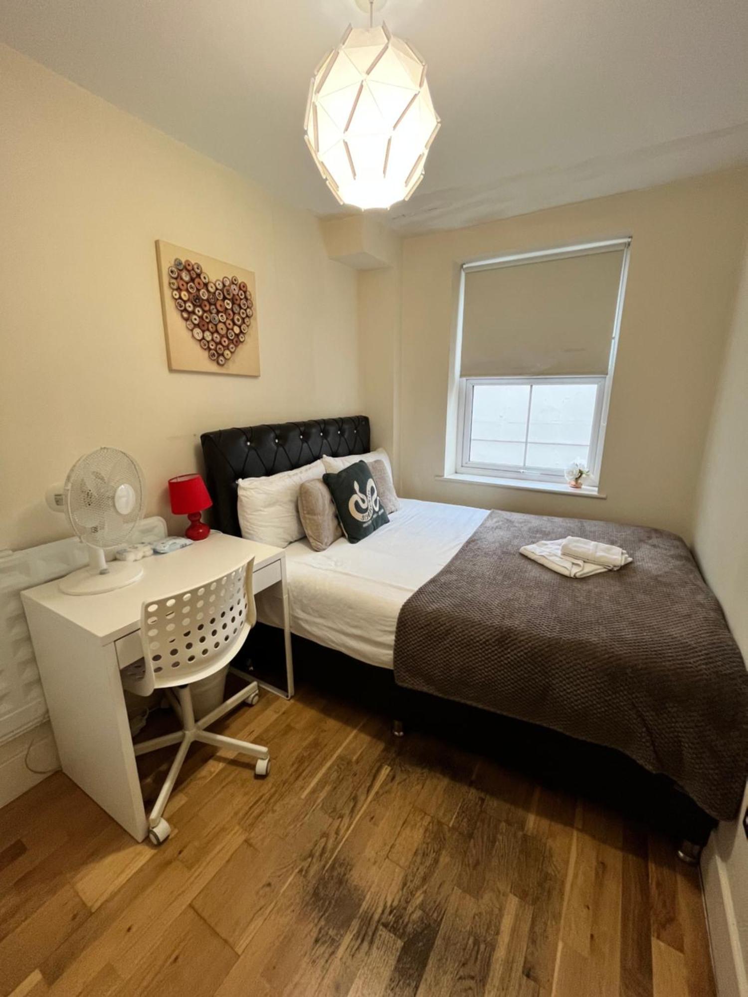 Homestay Euston Private Bedrooms 161 Flat3 *