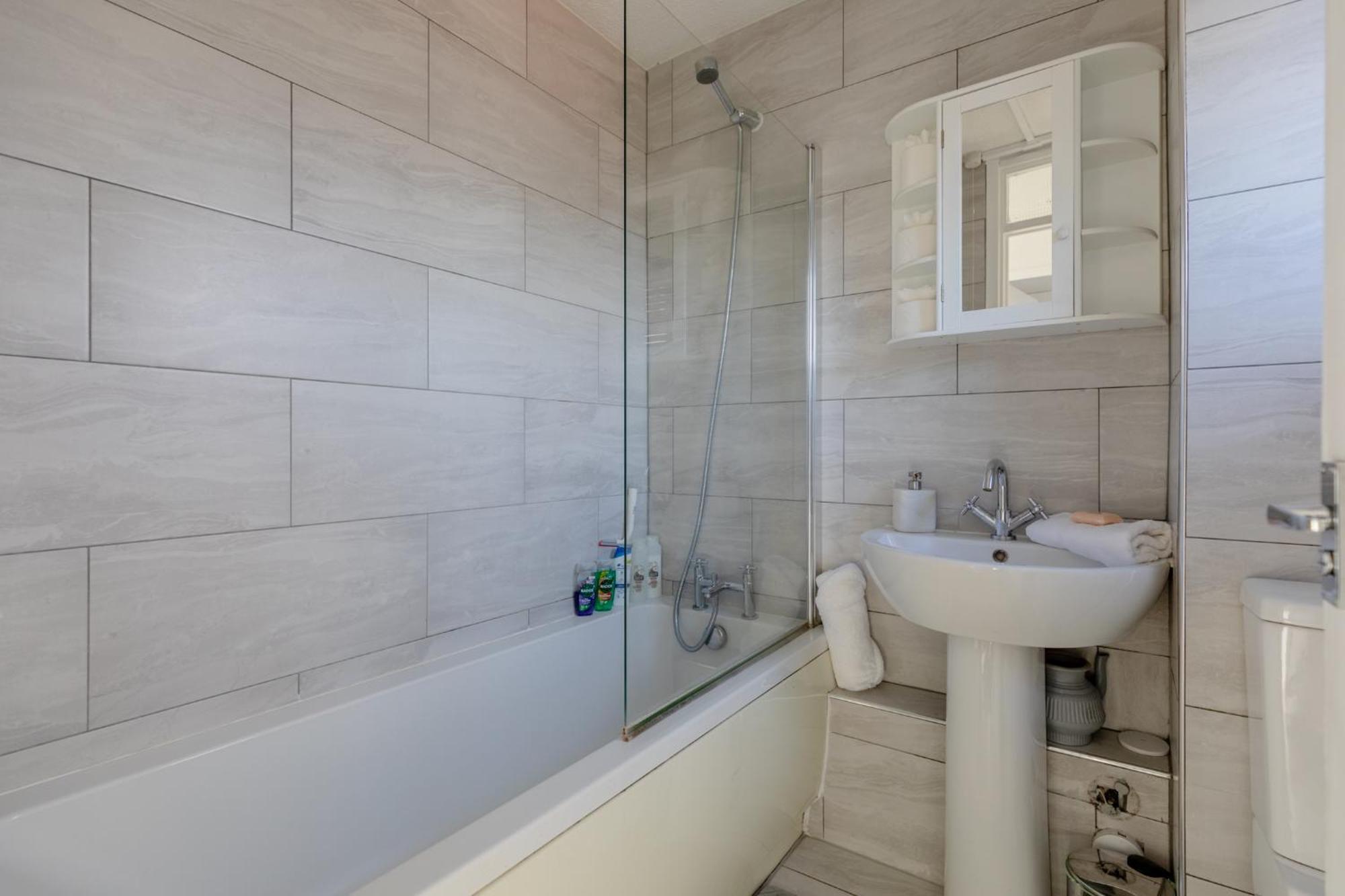 Apartment Stylish 1bd Flat With Shard Views Near Bermondsey London